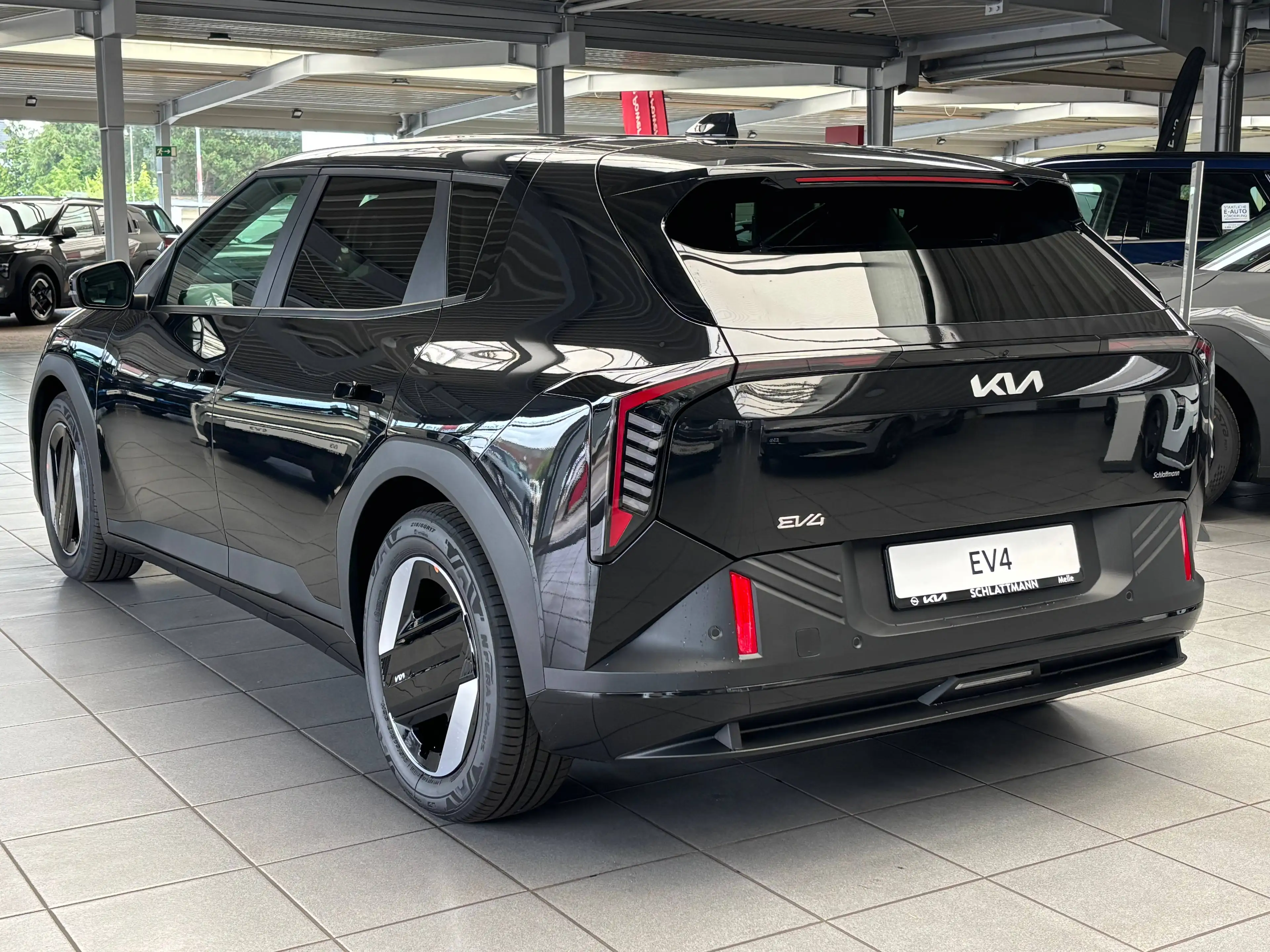 Kia EV4 58,3-kWh-Batterie I Earth I Upgrade Paket I 4xSHZ I NAVI I LED I Totwinkel I DAB I RFK I — photo 10