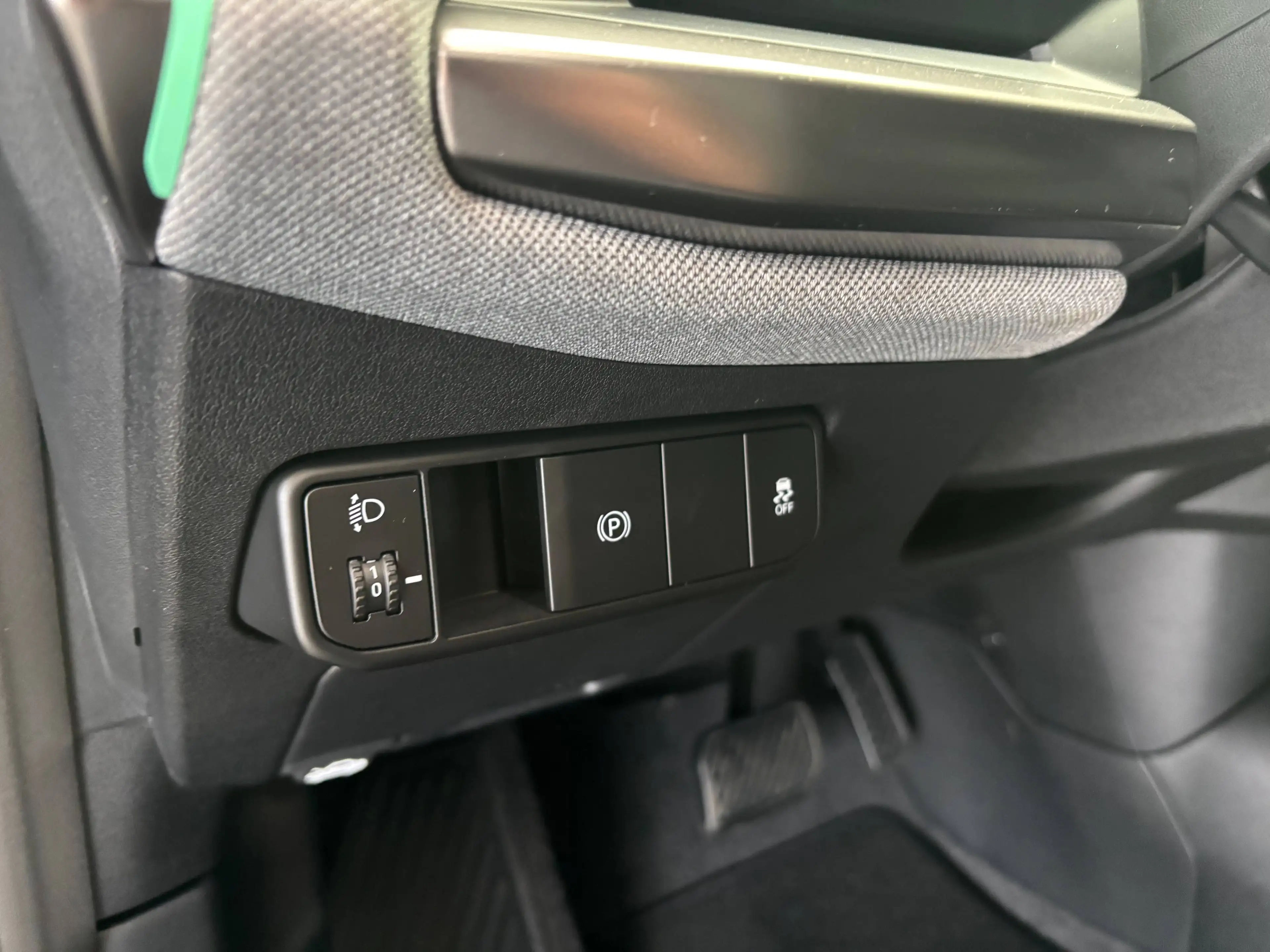Kia EV4 58,3-kWh-Batterie I Earth I Upgrade Paket I 4xSHZ I NAVI I LED I Totwinkel I DAB I RFK I — photo 15