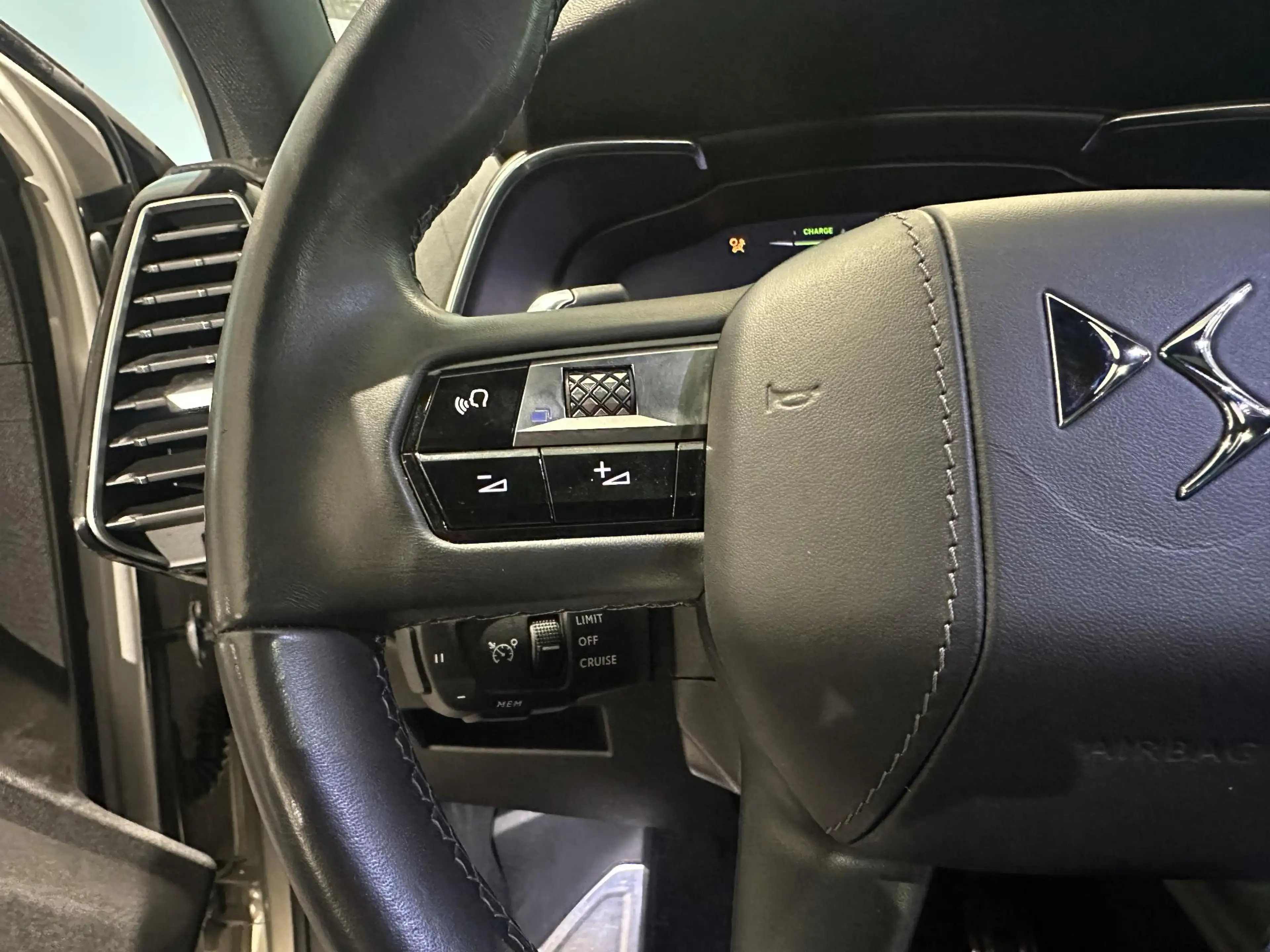 DS Automobiles DS 7 1.6 PHEV 300 4x4 Pallas | Panoramisch schuif-, kan — photo 15