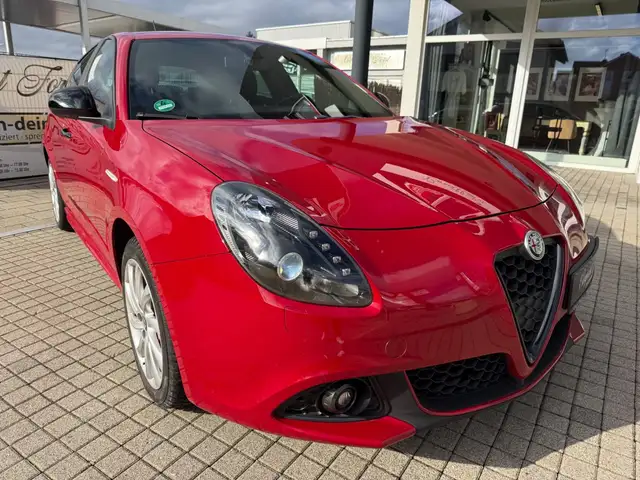 Alfa Romeo Giulietta Super, 2.Hand,AHK, tüV 01.2028, NAVI