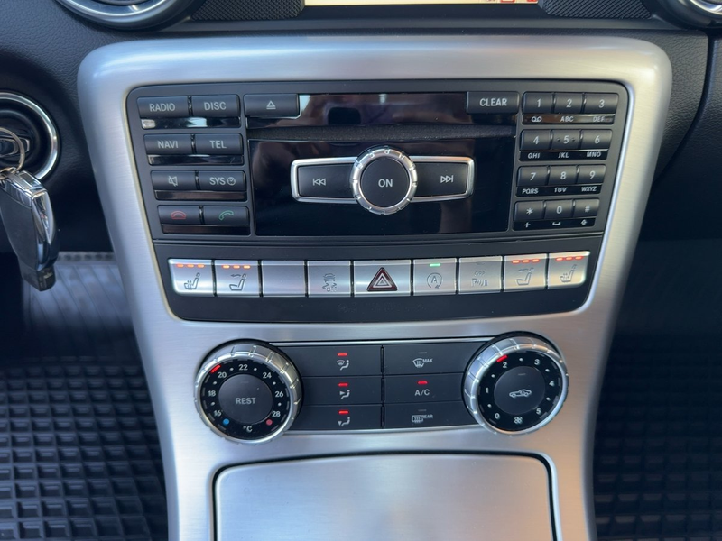 Mercedes-Benz SLK 200 Shz Nackenhzg Navi Tempomat — photo 12