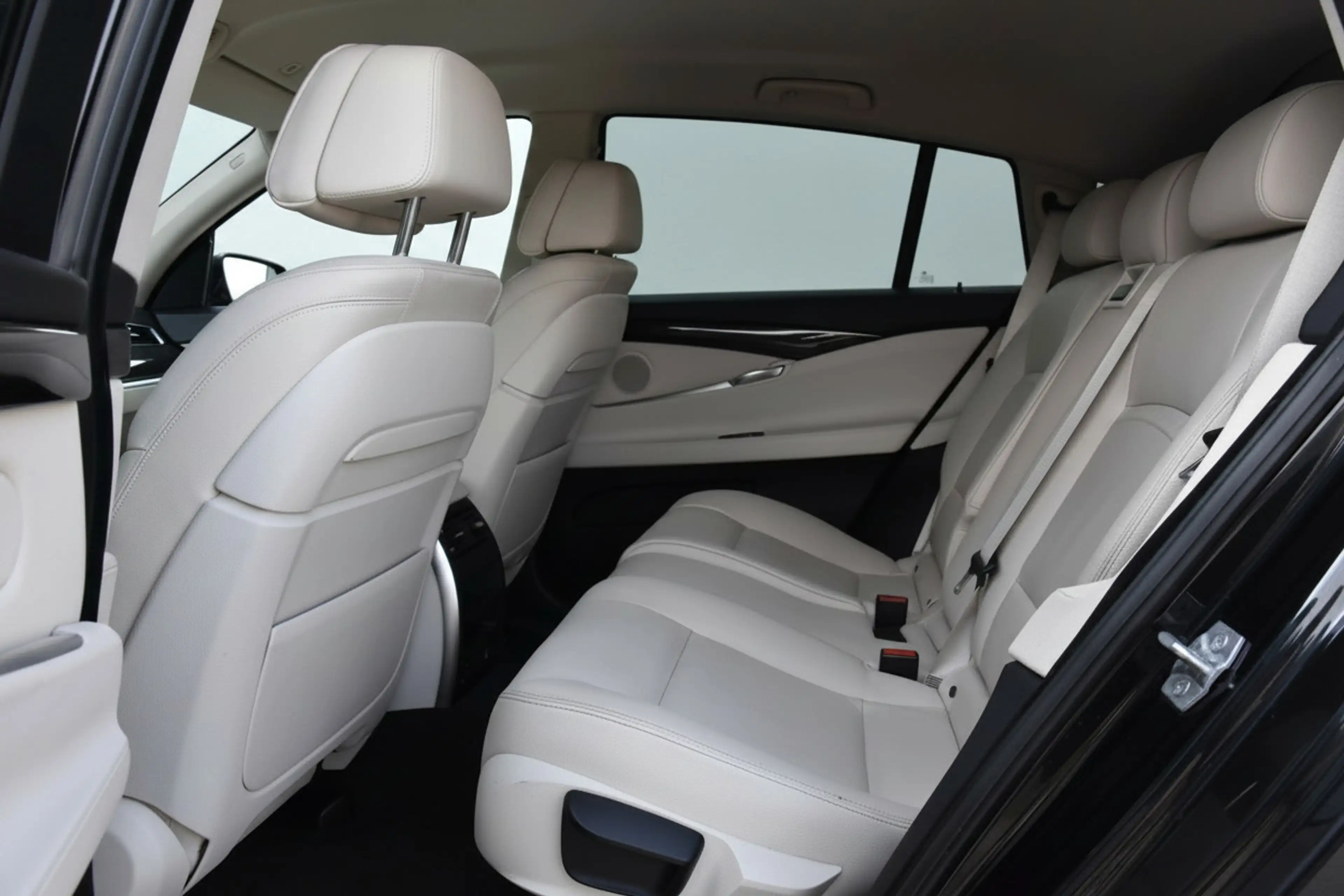 BMW 535 5-serie Gran Turismo 535i High Executive — photo 11