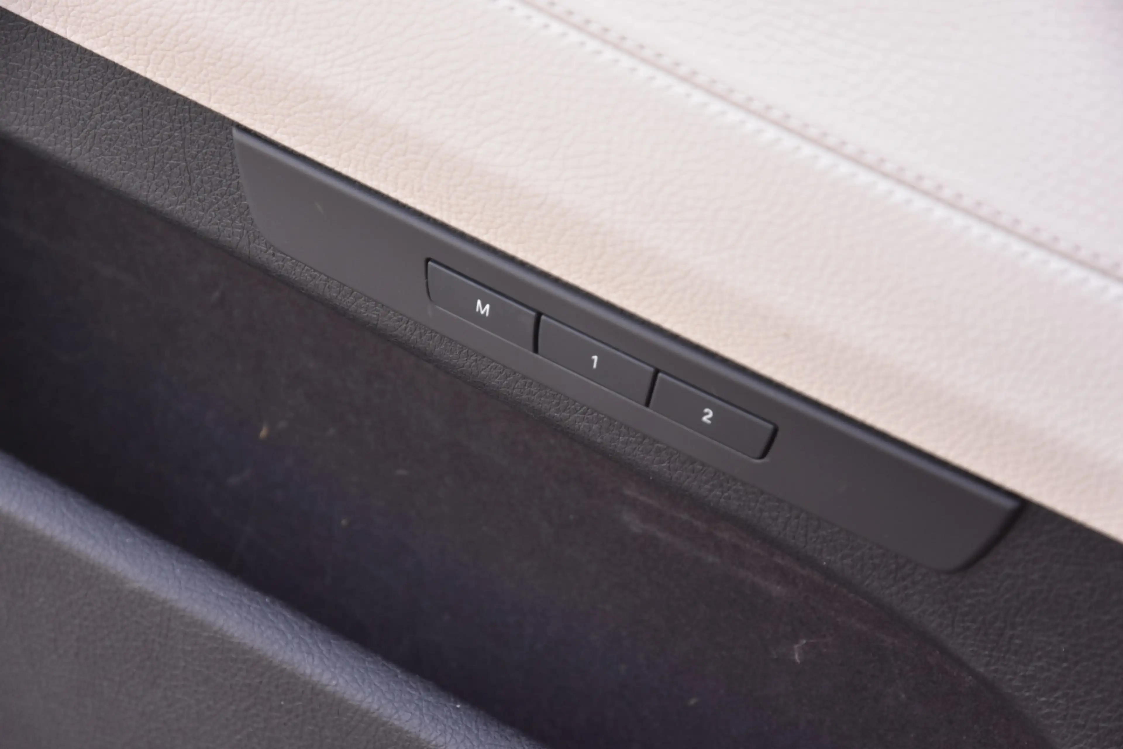 BMW 535 5-serie Gran Turismo 535i High Executive — photo 14