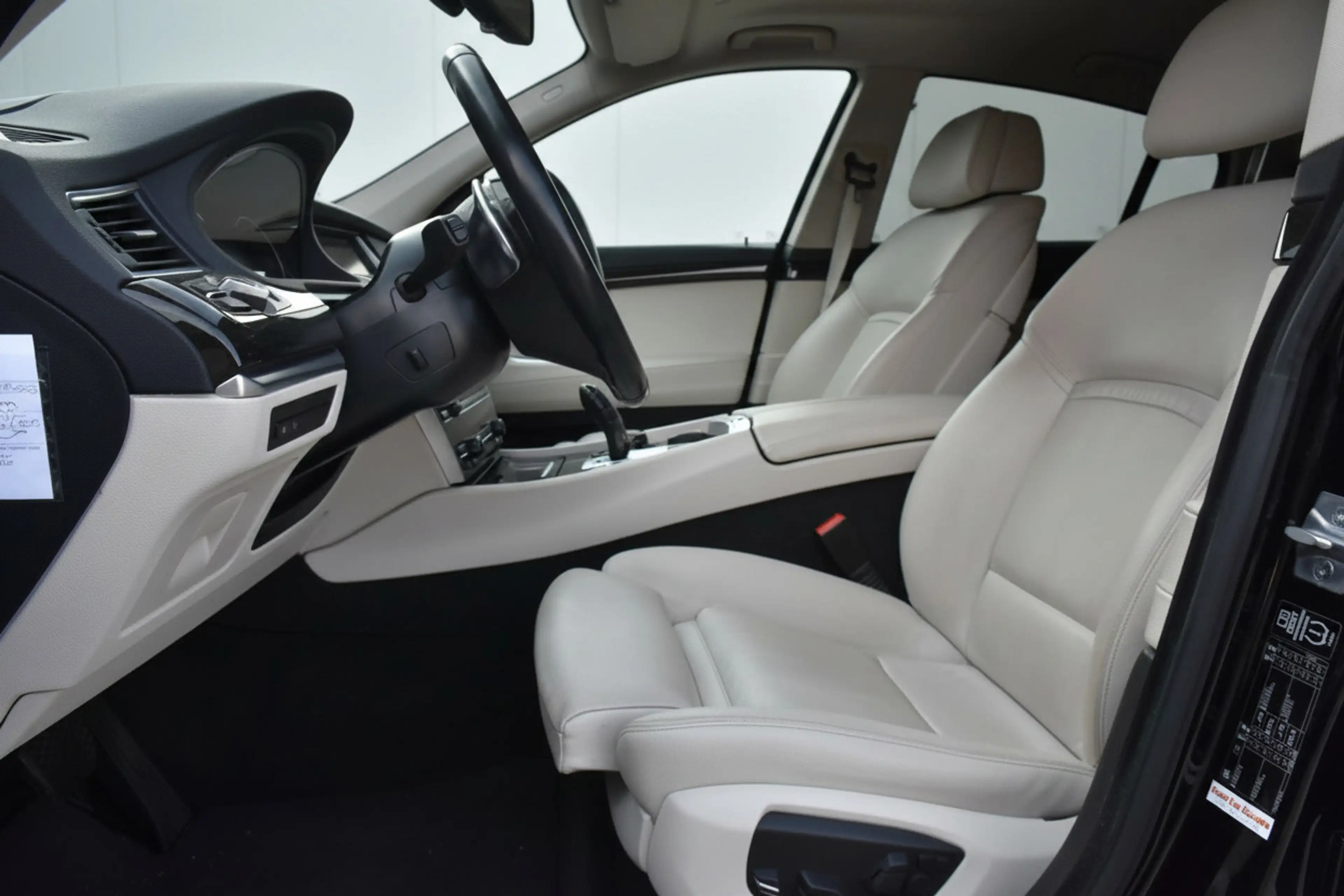 BMW 535 5-serie Gran Turismo 535i High Executive — photo 10