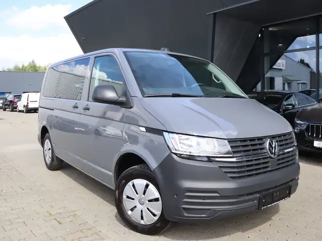 Volkswagen T6.1 Kombi Transporter 2.0 TDI GREY / 9-SITZER /