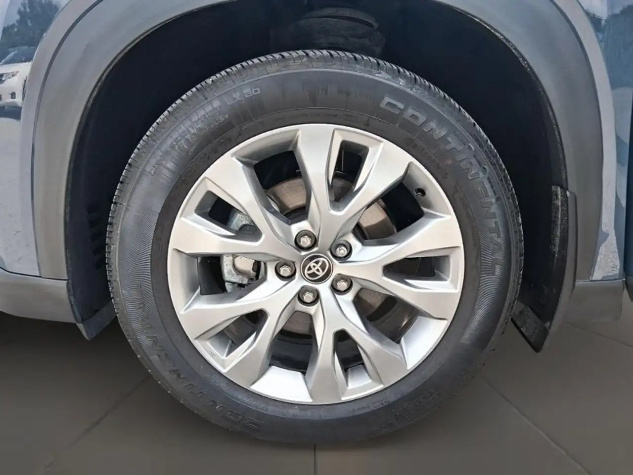 Toyota Grand Highlander photo Toyota Grand Highlander