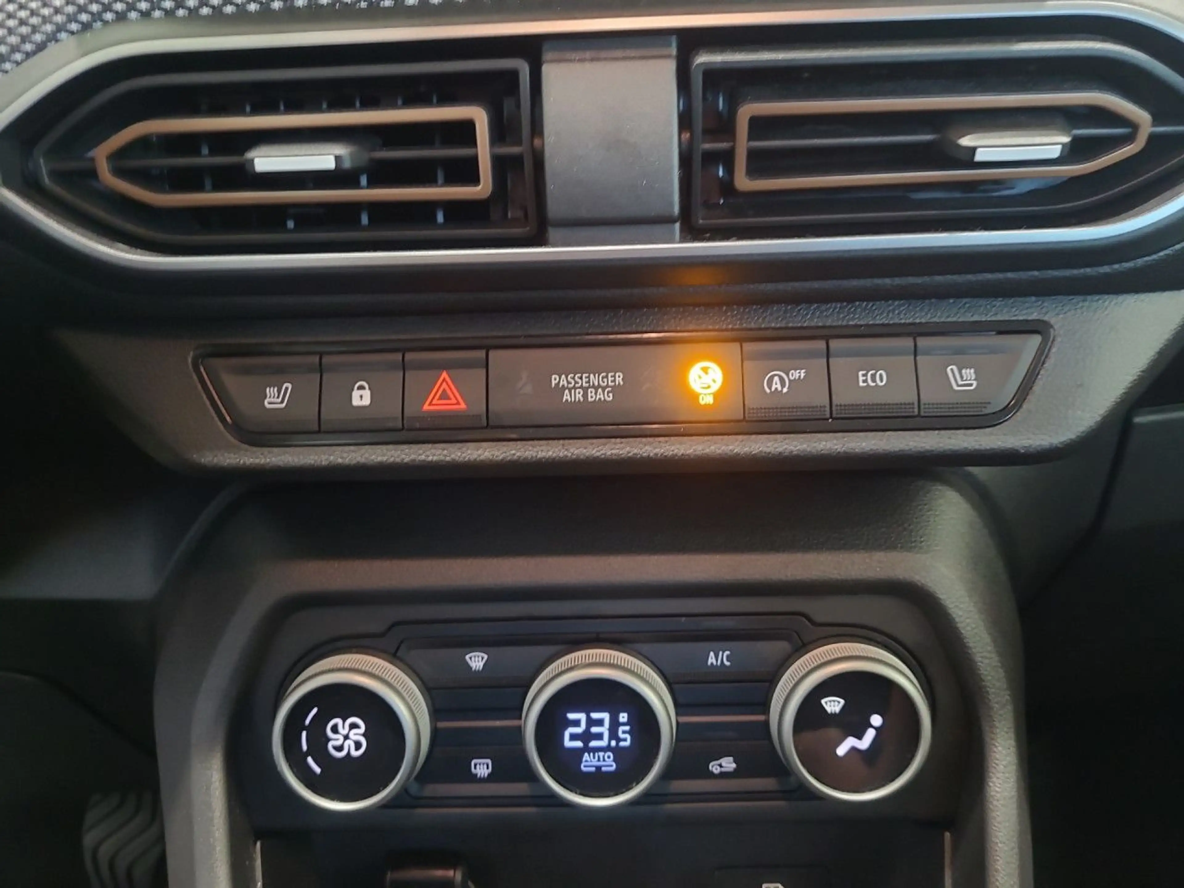 Dacia Sandero Stepway Expression Sportpaket Bluetooth — photo 22