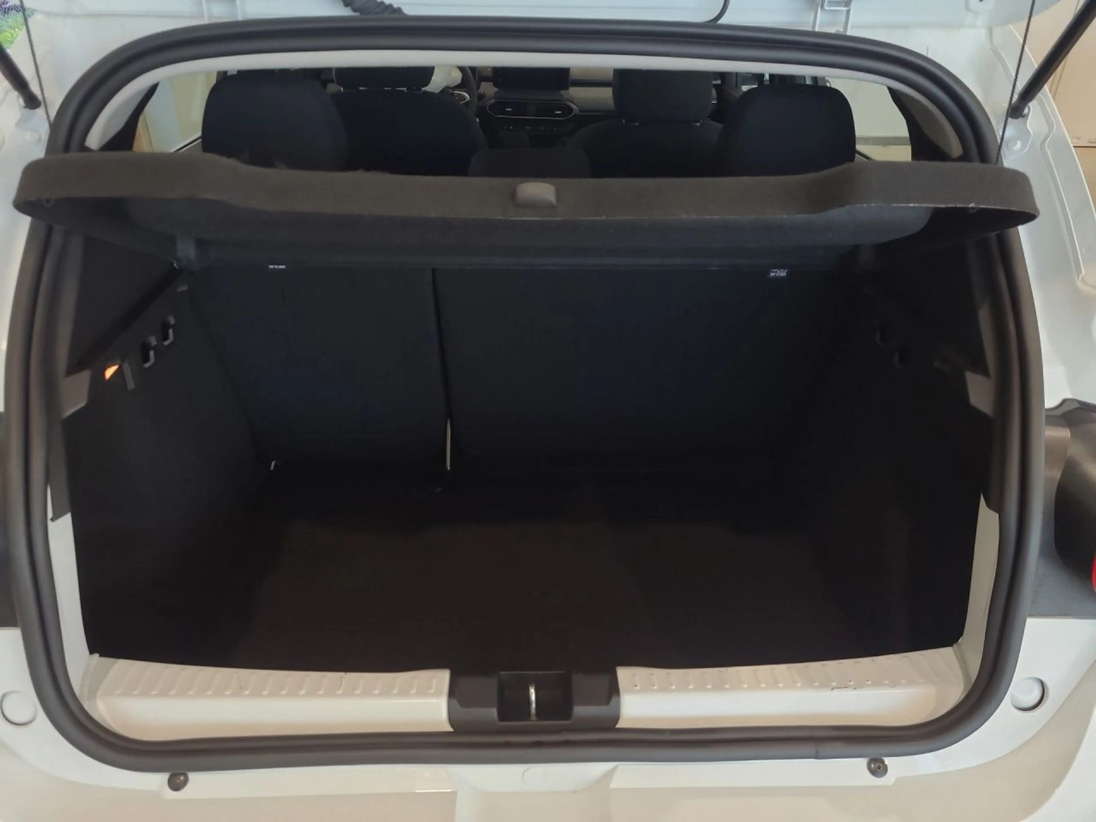 Dacia Sandero Stepway Expression Sportpaket Bluetooth — photo 18