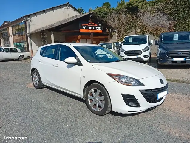 Mazda 3 1.6l MZCD 115 cv Année 2011