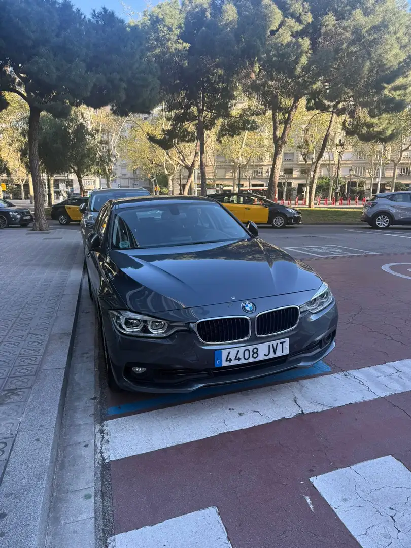 BMW 318 318d Aut. Advantage - 2