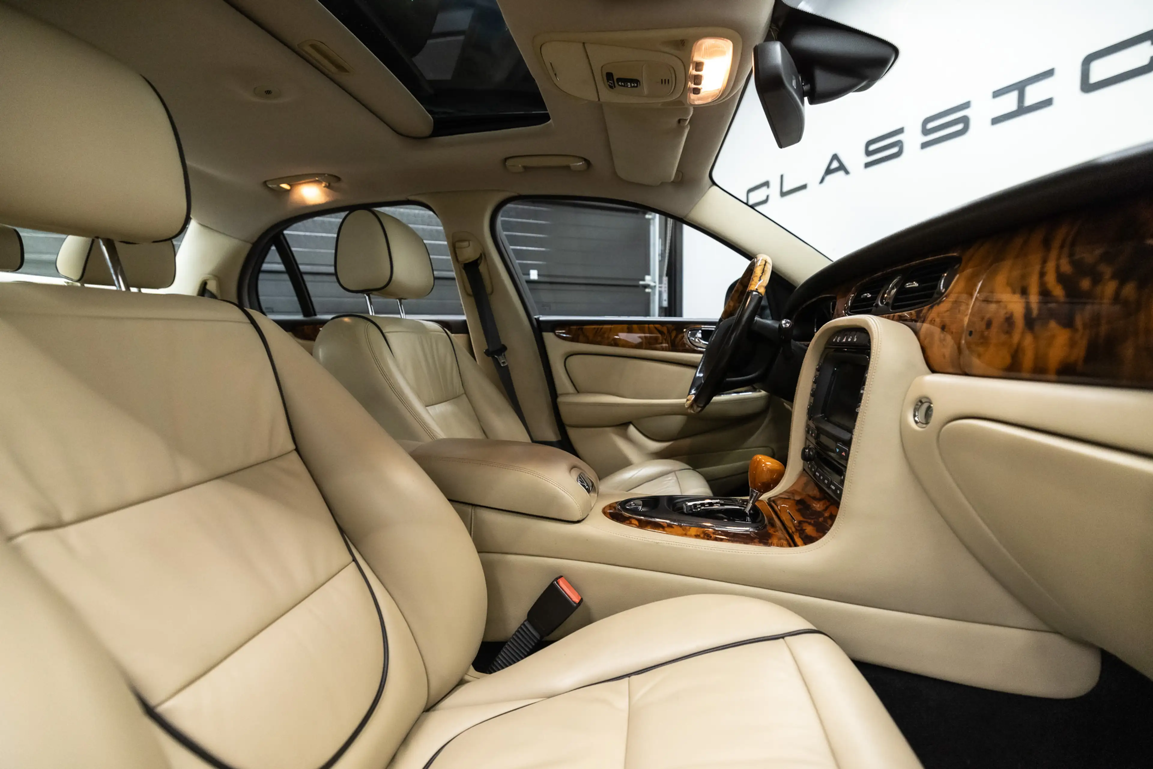 Jaguar XJ 3.5 V8 Executive YOUNGTIMER — photo 2