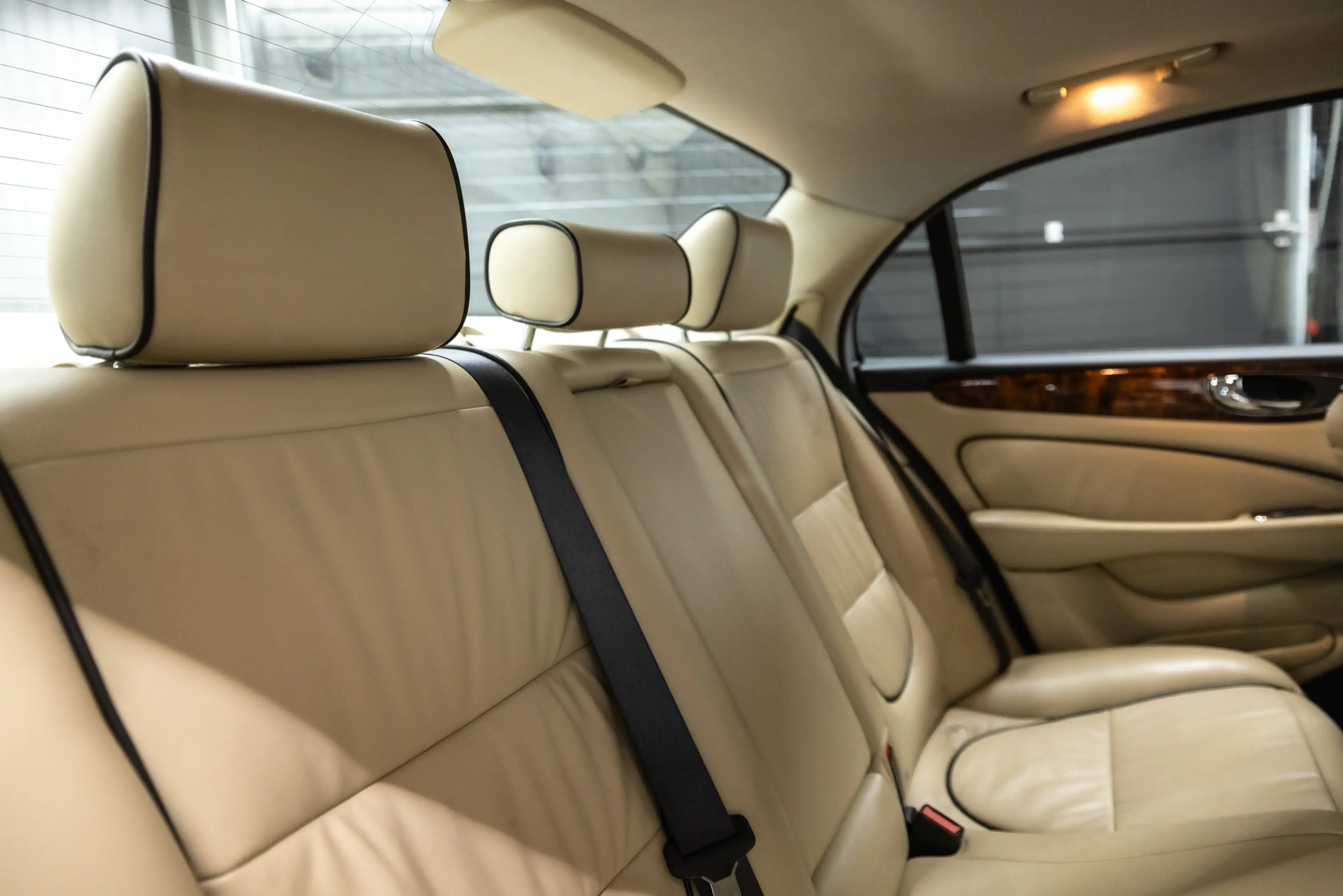 Jaguar XJ 3.5 V8 Executive YOUNGTIMER — photo 45