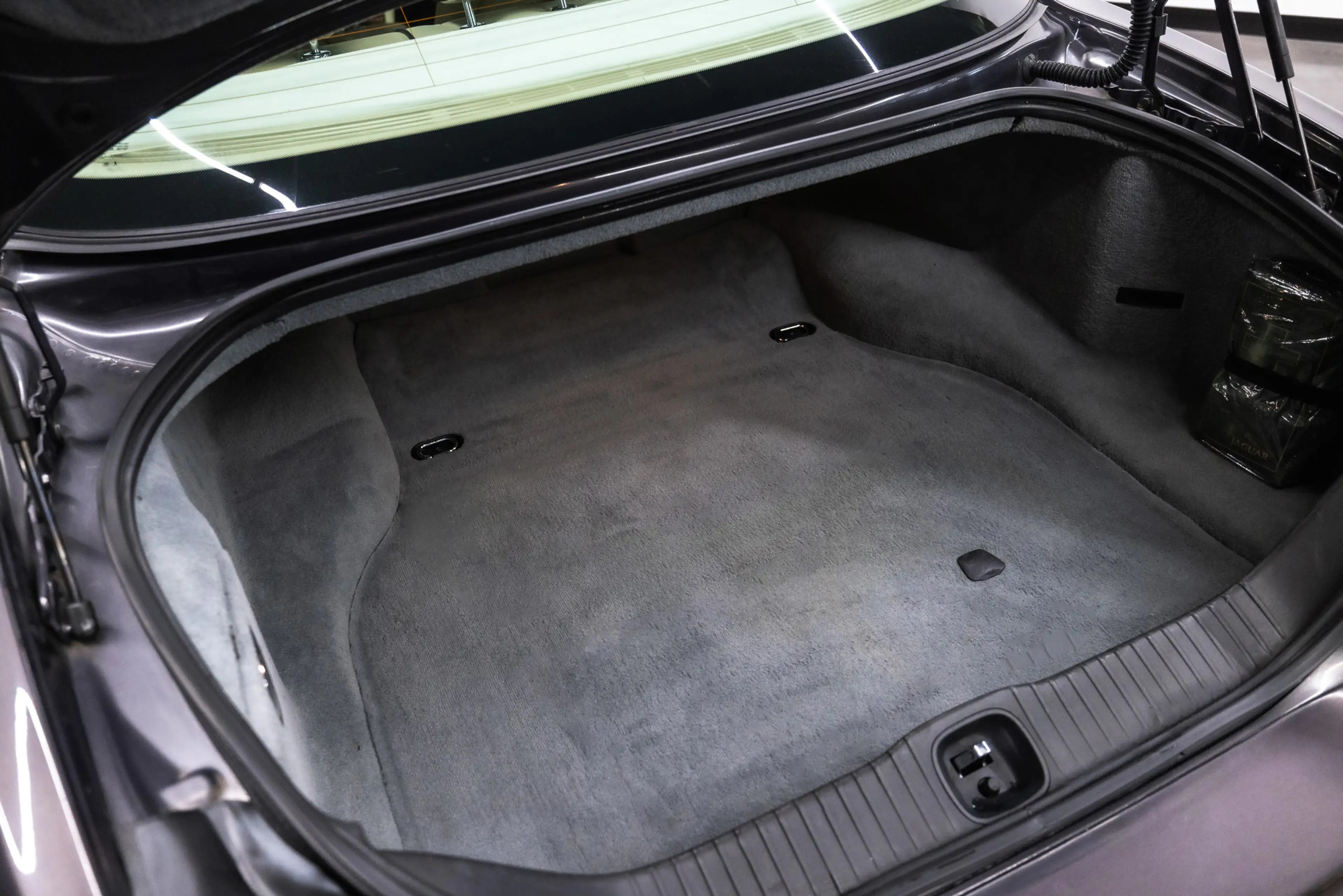 Jaguar XJ 3.5 V8 Executive YOUNGTIMER — photo 38