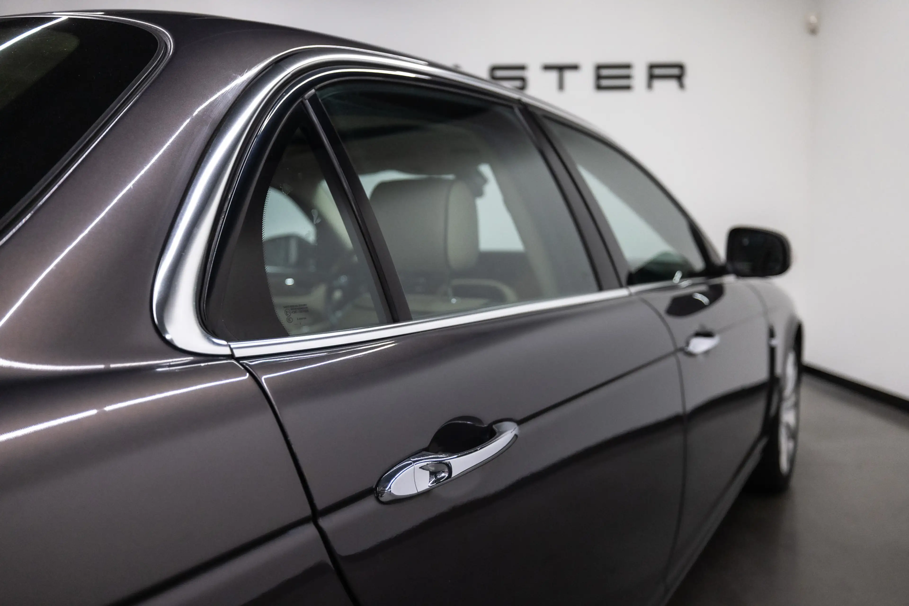 Jaguar XJ 3.5 V8 Executive YOUNGTIMER — photo 31