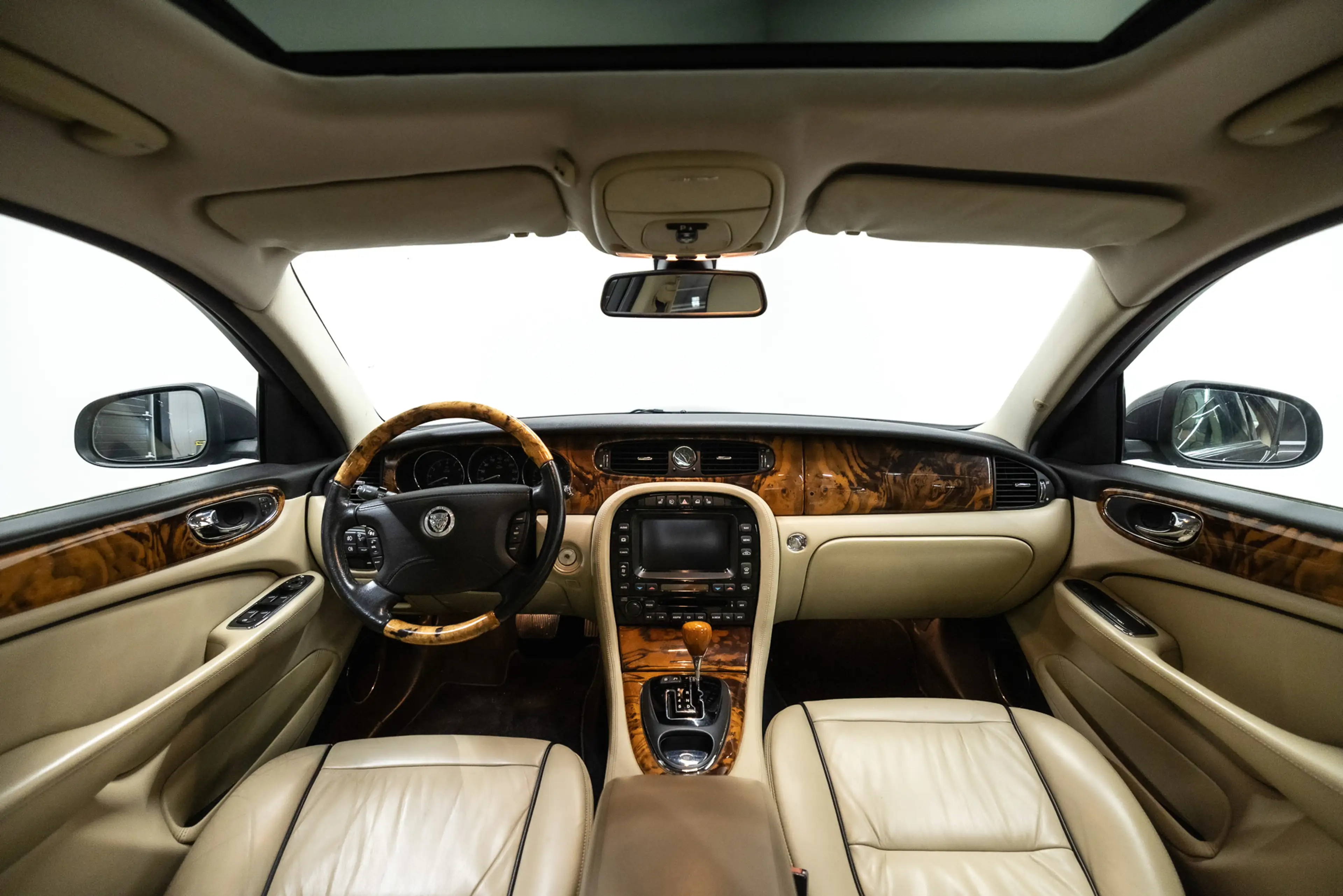 Jaguar XJ 3.5 V8 Executive YOUNGTIMER — photo 10