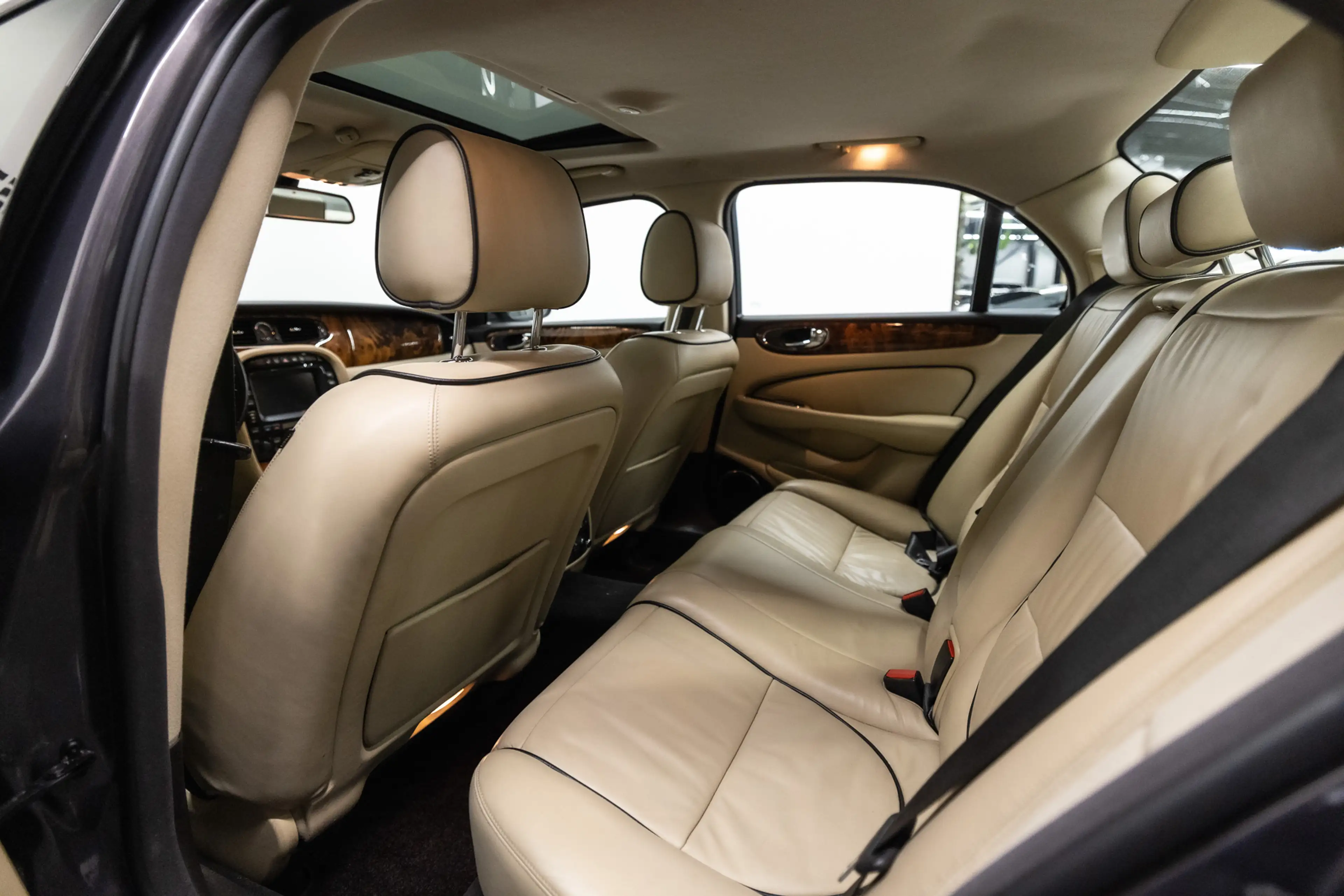 Jaguar XJ 3.5 V8 Executive YOUNGTIMER — photo 6