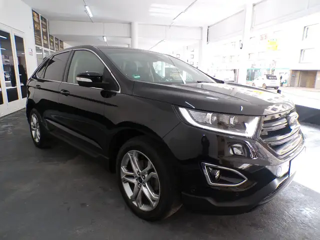 Ford Edge Titanium 4x4/Pano.Glas/Automatik/Navi/Leder