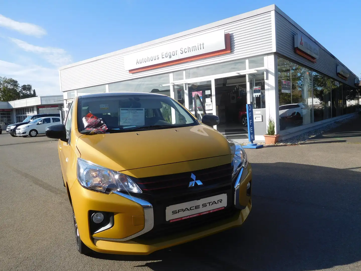 Mitsubishi Space Star 1,2 Select+ Black RF-Kamera,Bluetooth,Sitzhz Žlutá - 1
