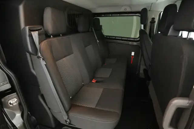 Ford Transit Custom view 12