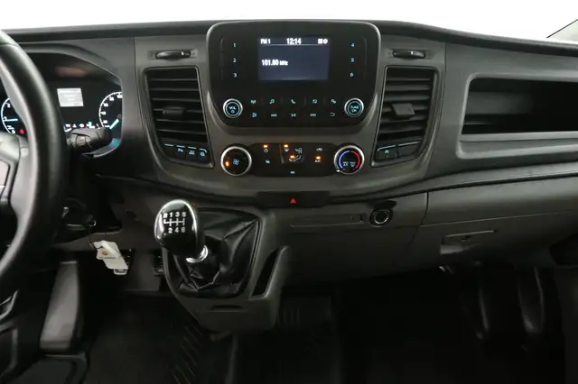 Ford Transit Custom view 13