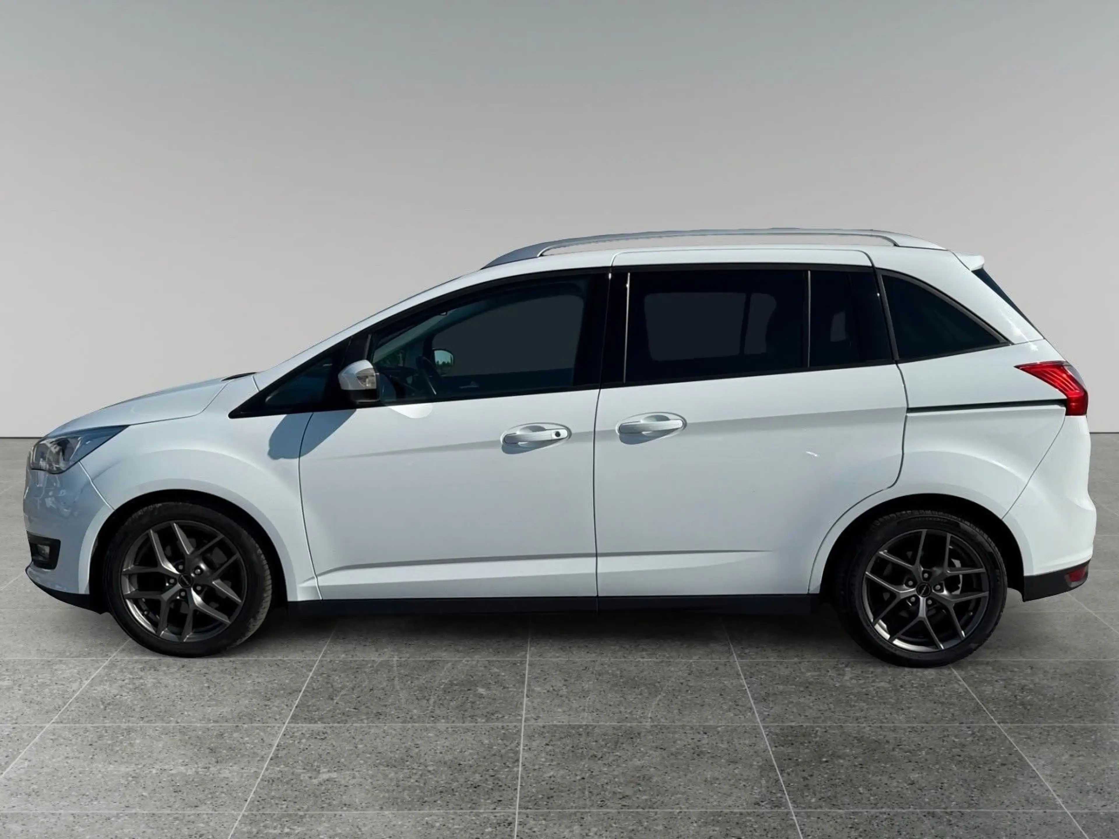 Ford Grand C-Max 1.0*Navi*7Sitz.*1.Hand*TÜV&Service* — photo 8