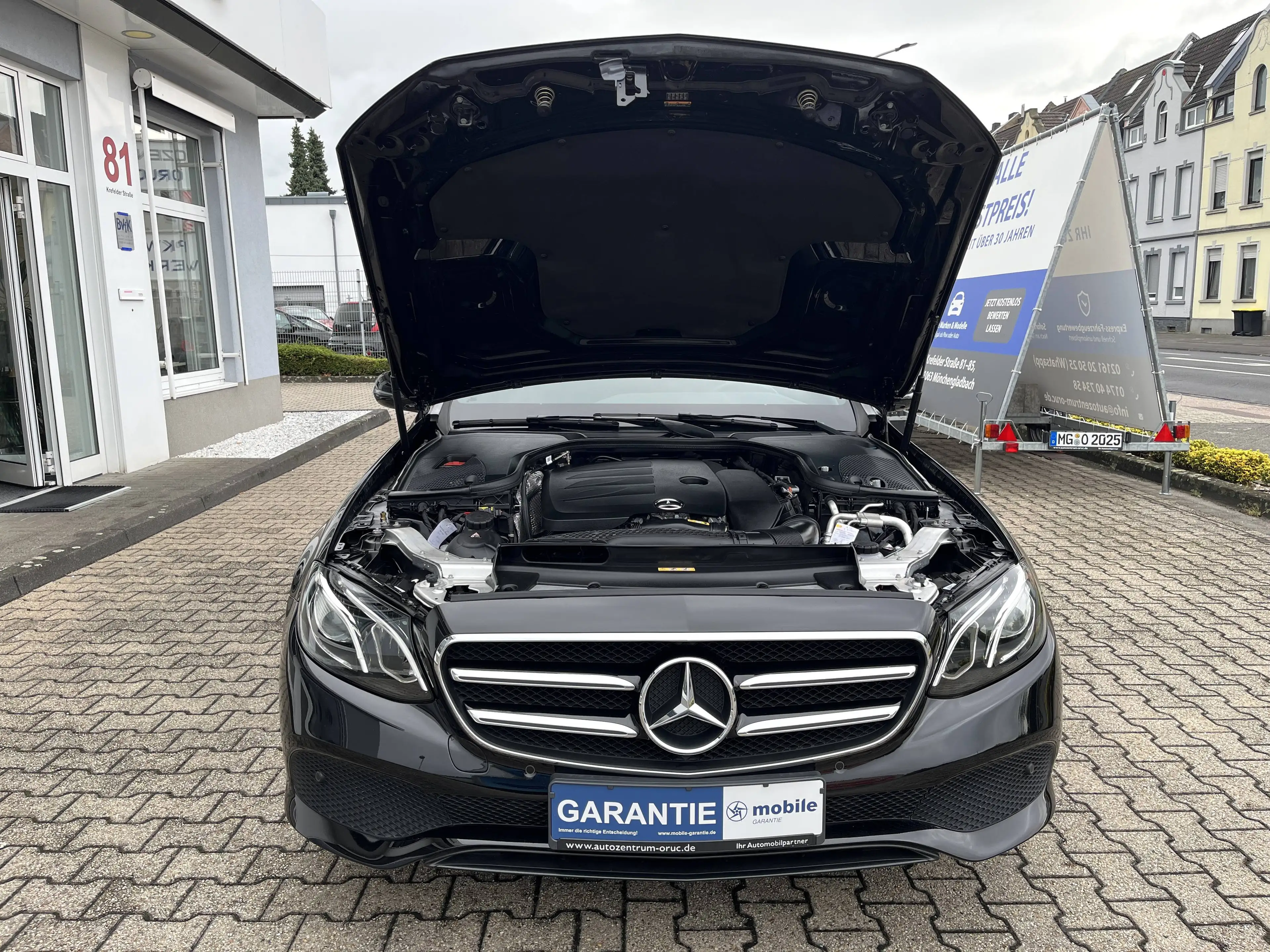 Mercedes-Benz E 200 T Avantgarde *LED*Navi*NightPaket* — photo 12