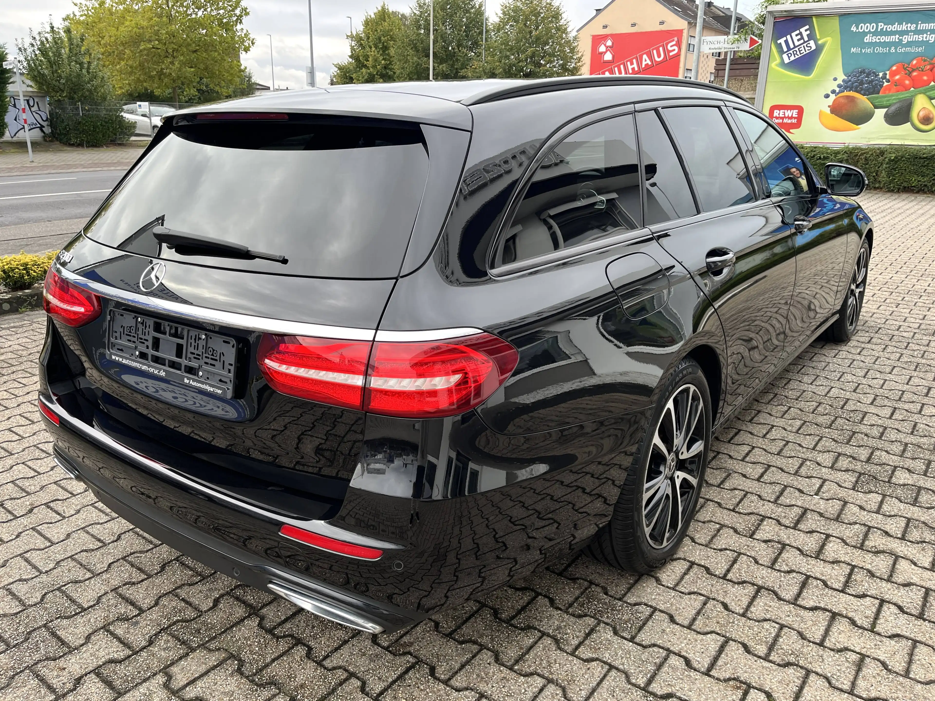 Mercedes-Benz E 200 T Avantgarde *LED*Navi*NightPaket* — photo 5