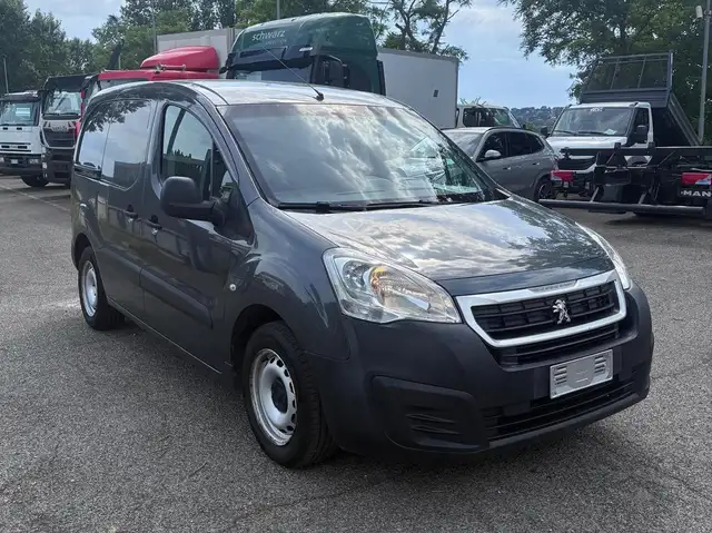 Peugeot Partner Partner  1.6 hdi Access c/esp 75cv