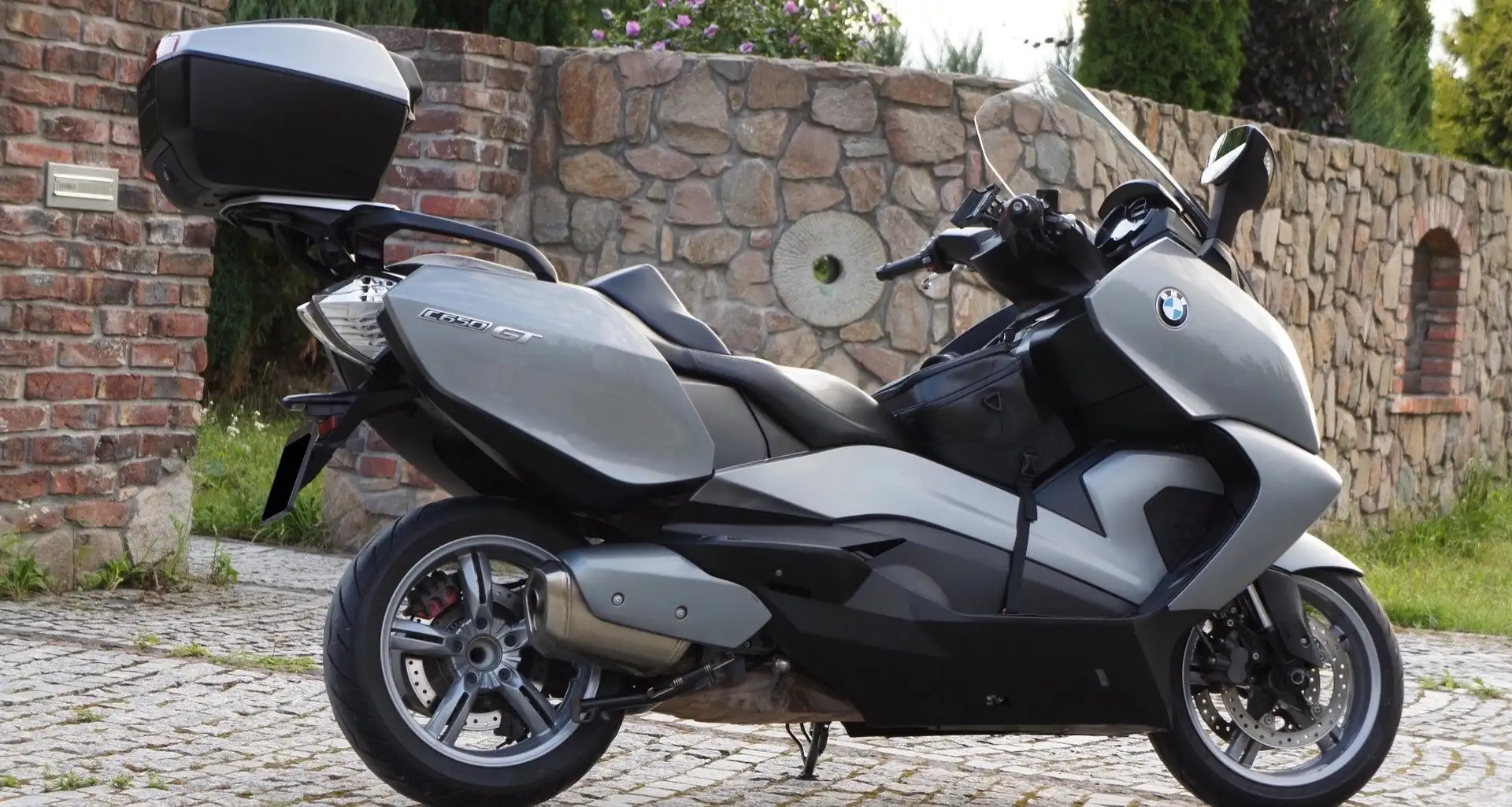 BMW C 650 GT Сірий - 1