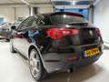 Alfa Romeo Giulietta 1.4 T Distinctive Schwarz - thumbnail 23