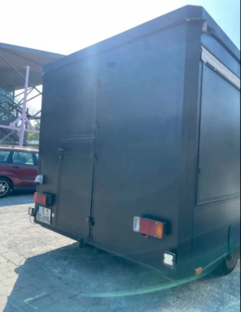 Fiat Ducato Vollausgestatteter Foodtruck Schwarz - 2