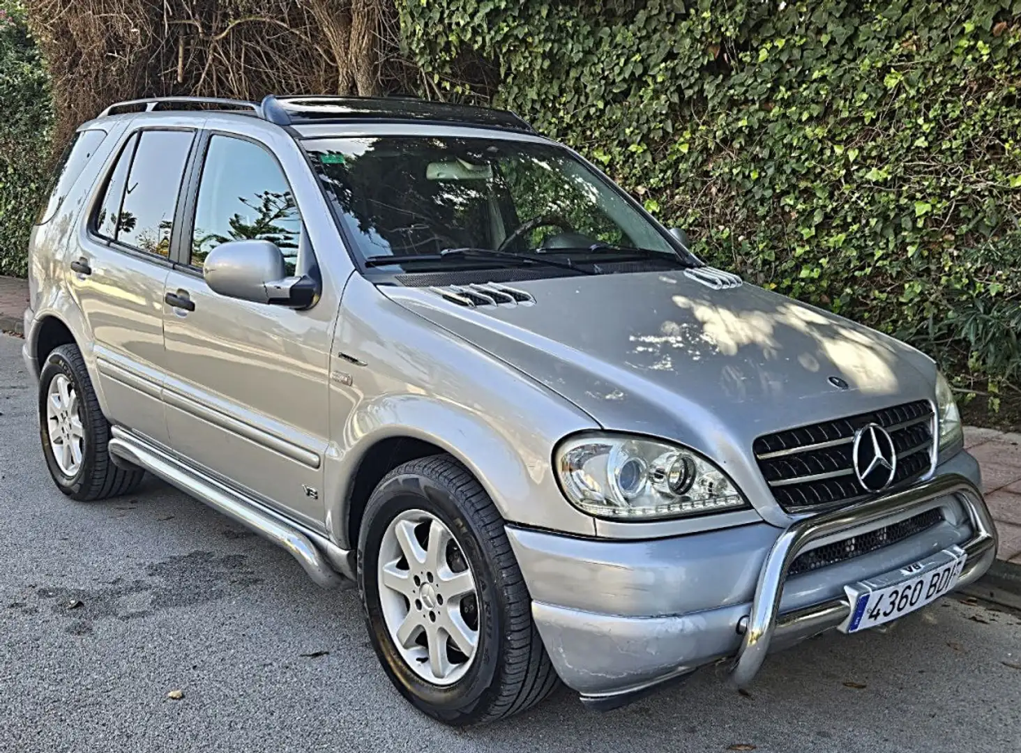 Mercedes-Benz ML 430 Aut. Argent - 1