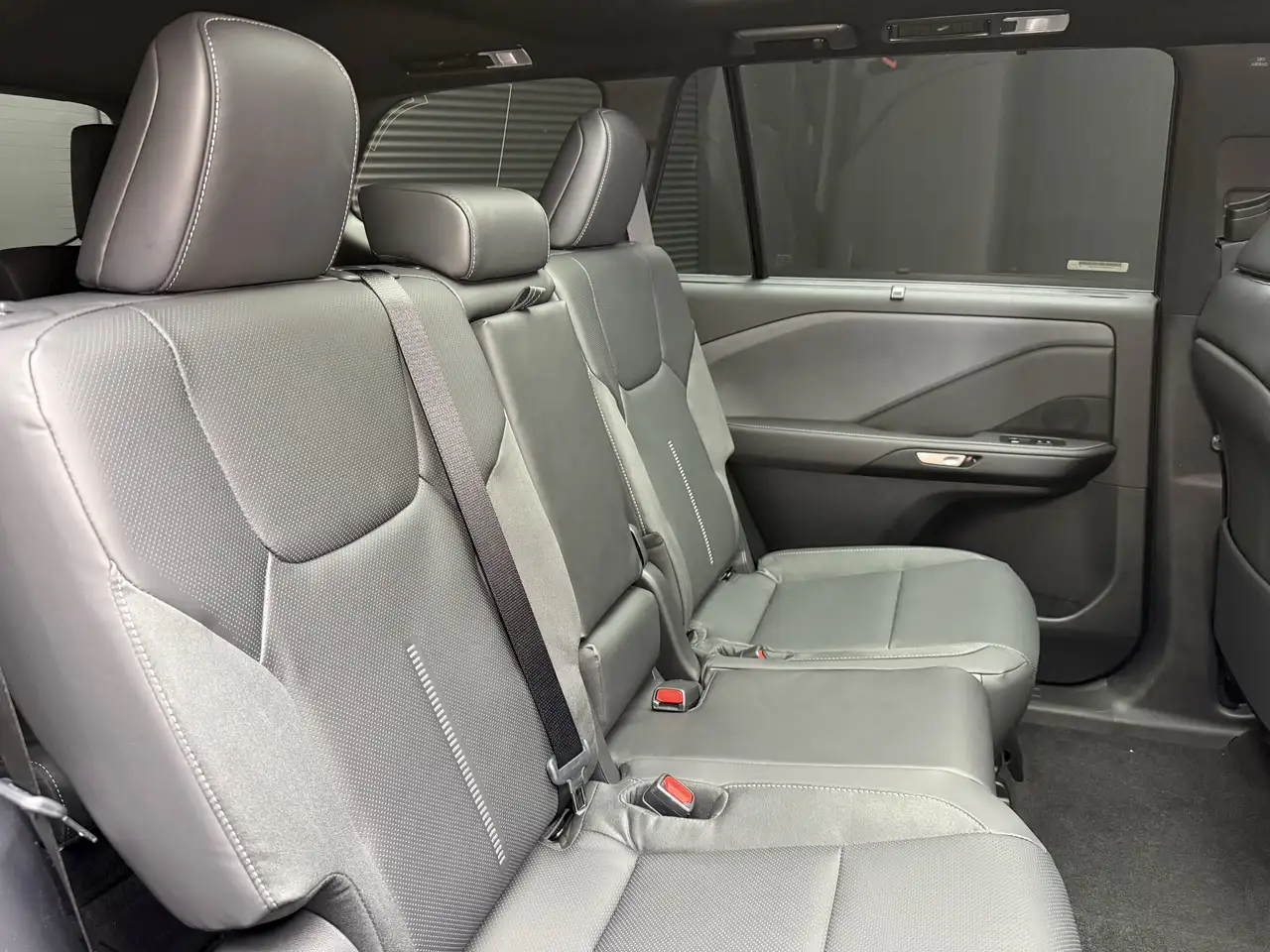 Lexus TX photo Lexus TX