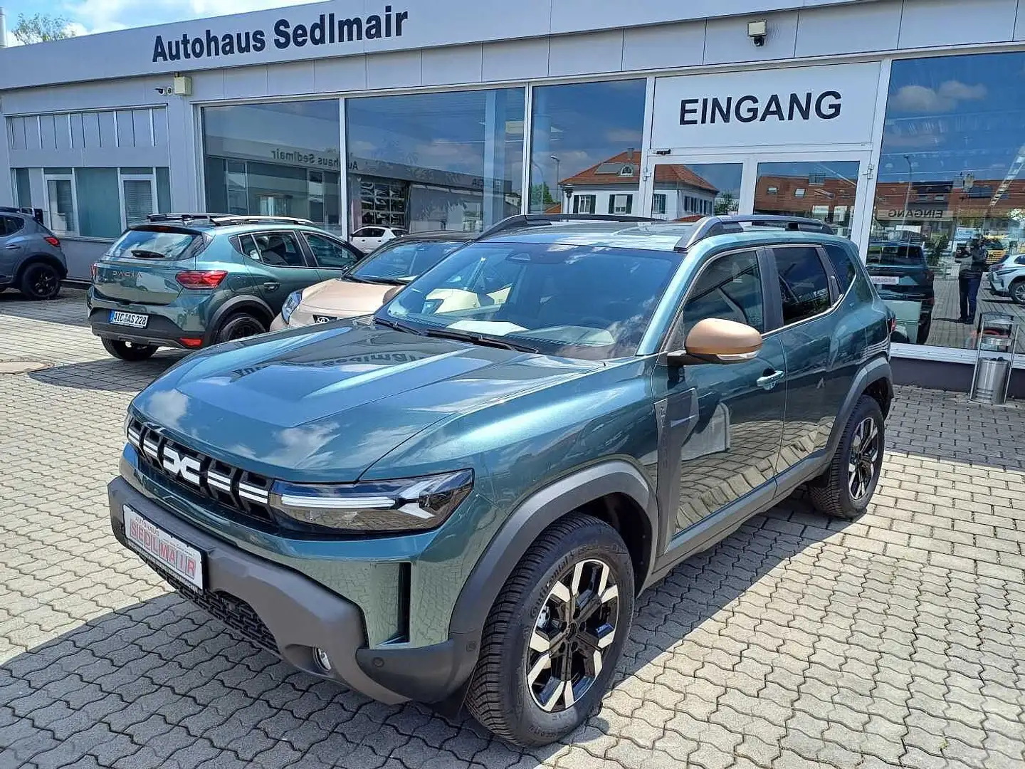 Dacia Duster 1.2 TCe 130 Mild-Hybrid Extreme 4x4/City Paket+Tec Grün - 2