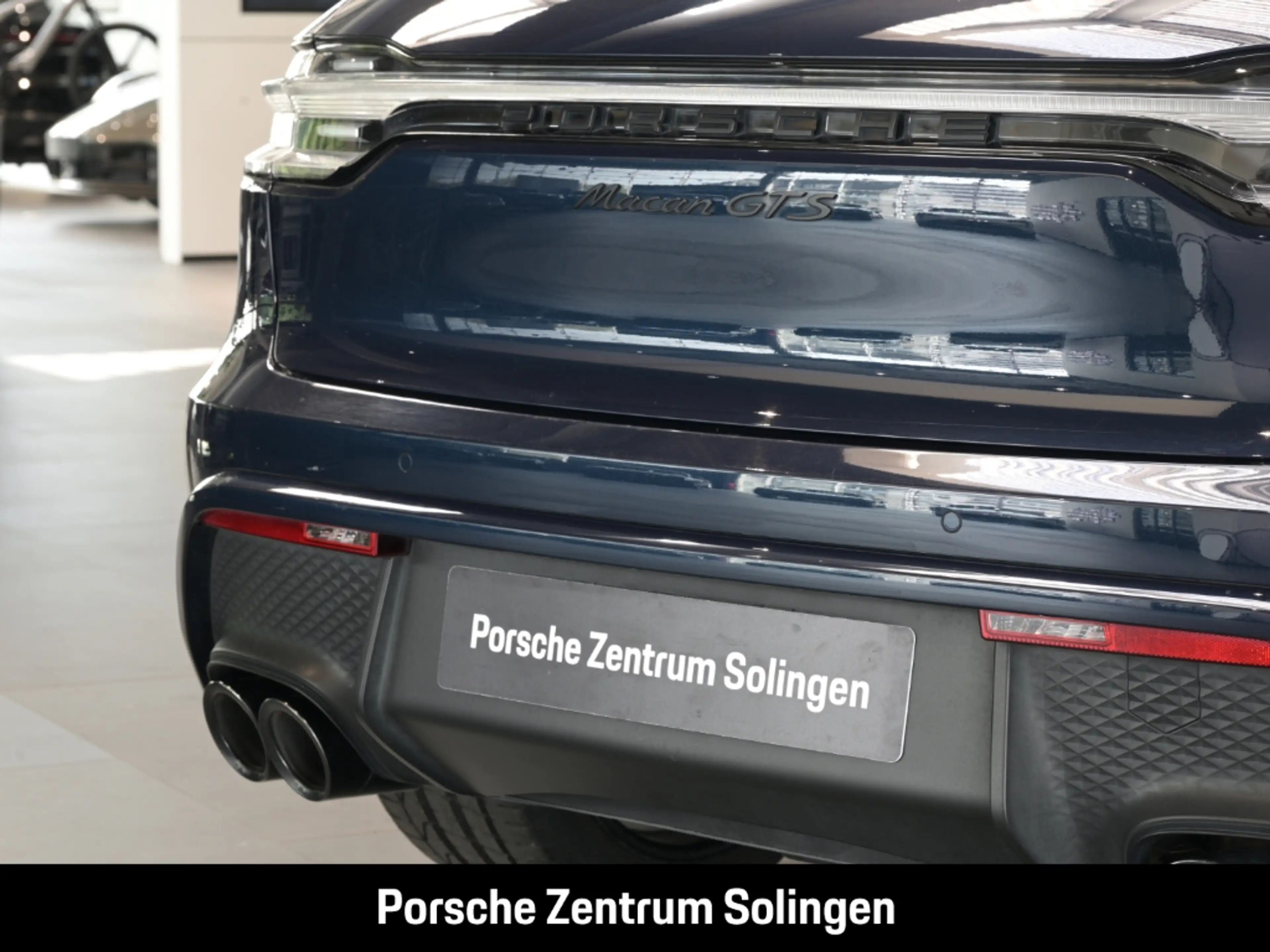 Porsche Macan GTS PANO LUFT AHK 21'' PRIVACY 1. Hand — photo 8