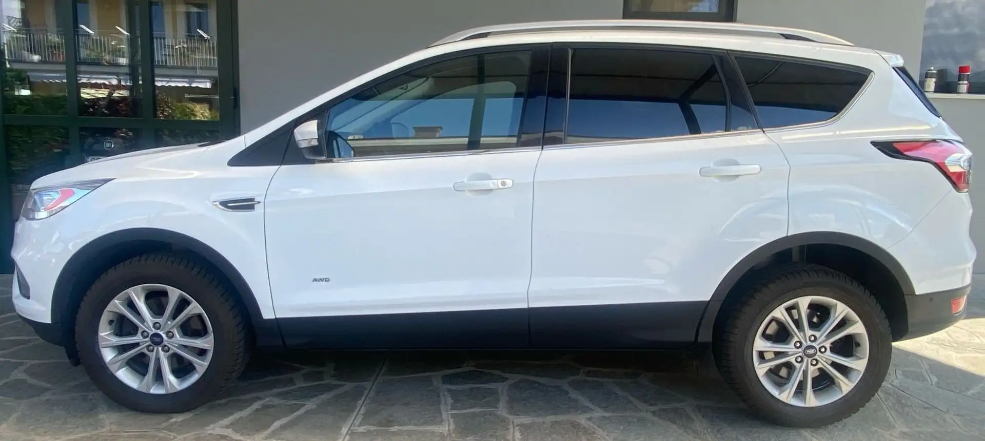 Ford Kuga 2.0 TDCI 150 CV Start&Stop 4WD Titanium - 2
