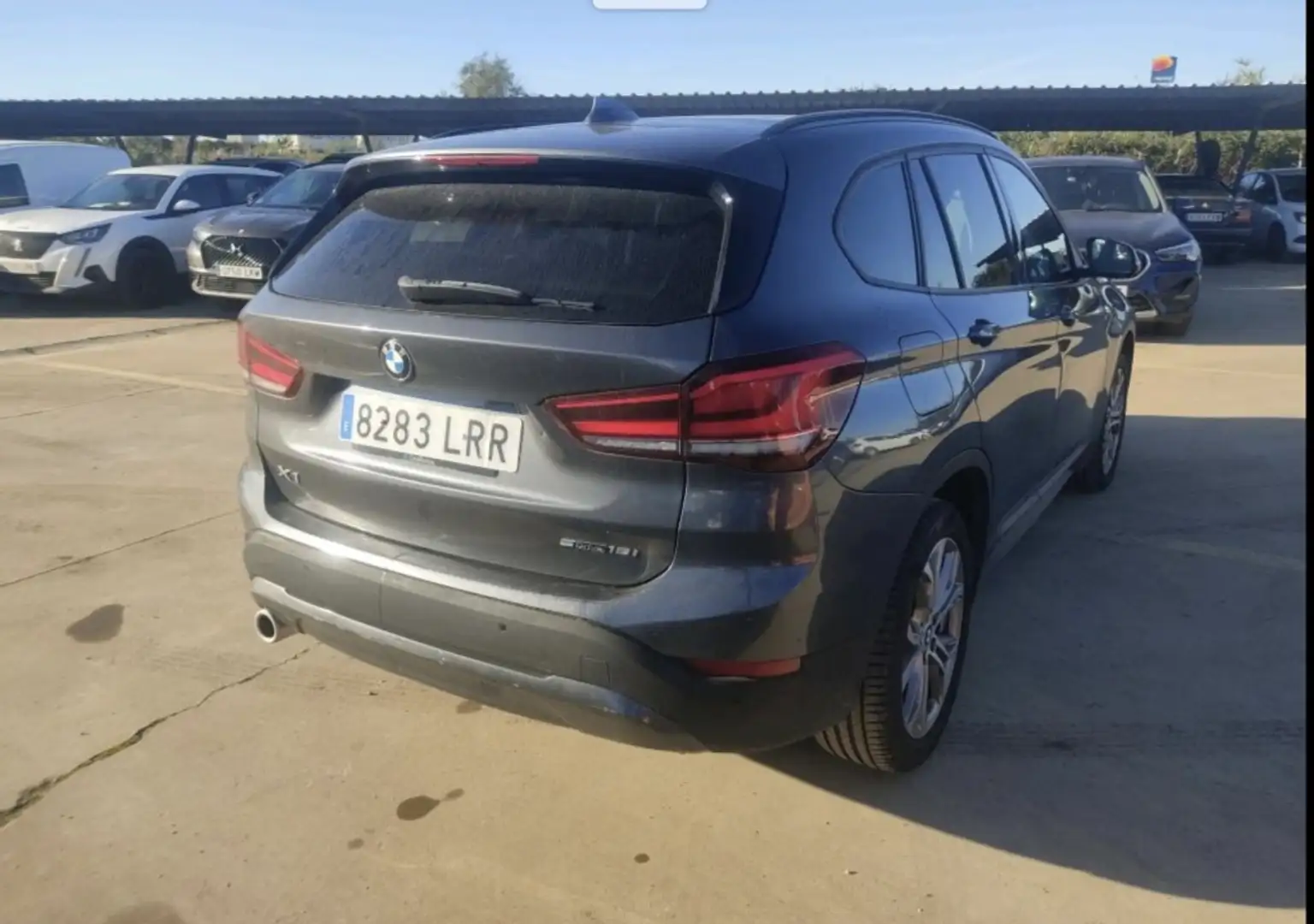 BMW X1 sDrive 18iA Gris - 2