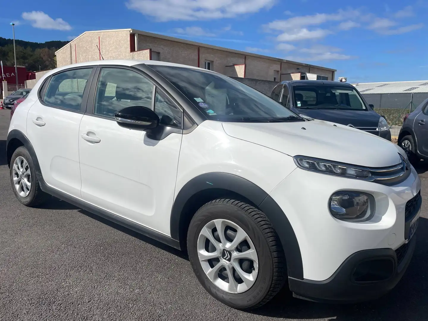 Citroen C3 SOCIETE 1.2 VTI 82 Feel Business R Blanc - 1
