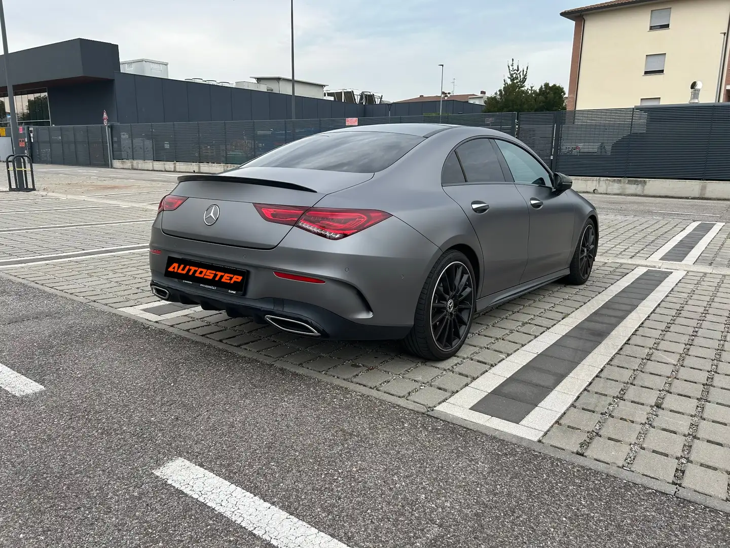 Mercedes-Benz CLA 250 CLA Coupe - C118 Coupe Premium auto Grau - 2