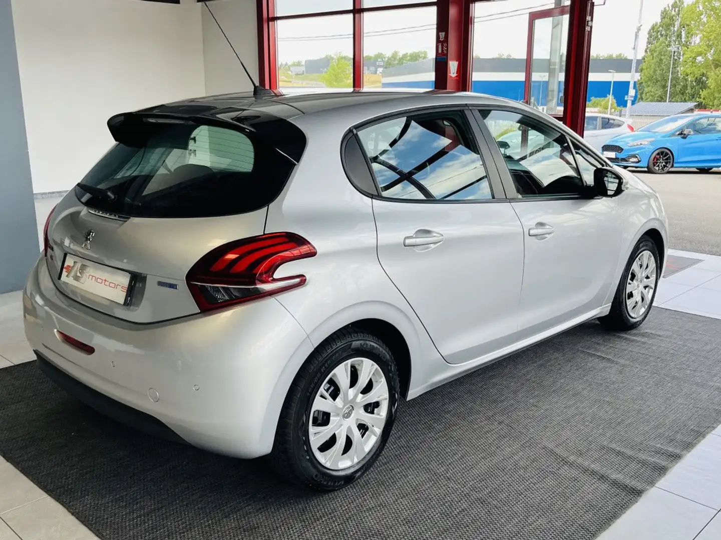 Peugeot 208 1,6 HDI 75 ACTIVE BUSINESS GPS REGULATEUR LIMITEUR Gris - 2