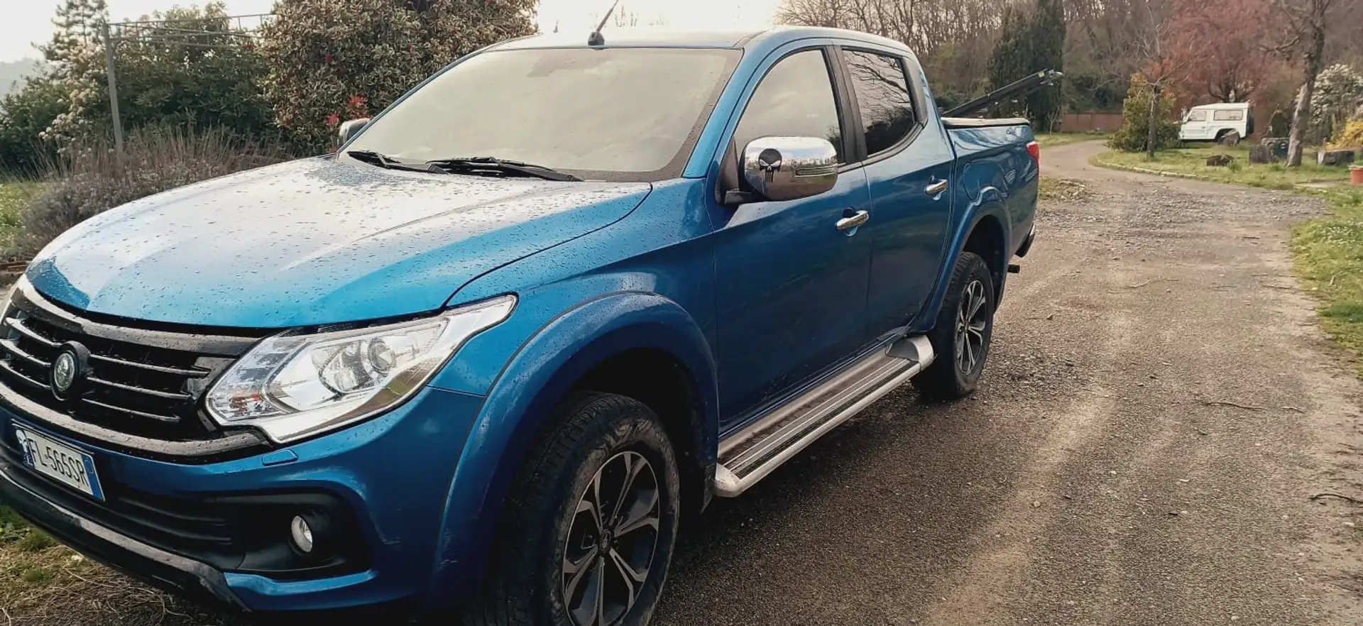 Fiat Fullback Fullback+2.4+doppia+cabina+LX+4wd+180cv+auto+E6 Albastru - 1