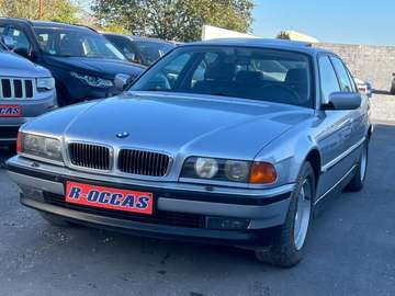 750iA 326CH V12 TOIT OUVRANT FULL OPTIONS !!!