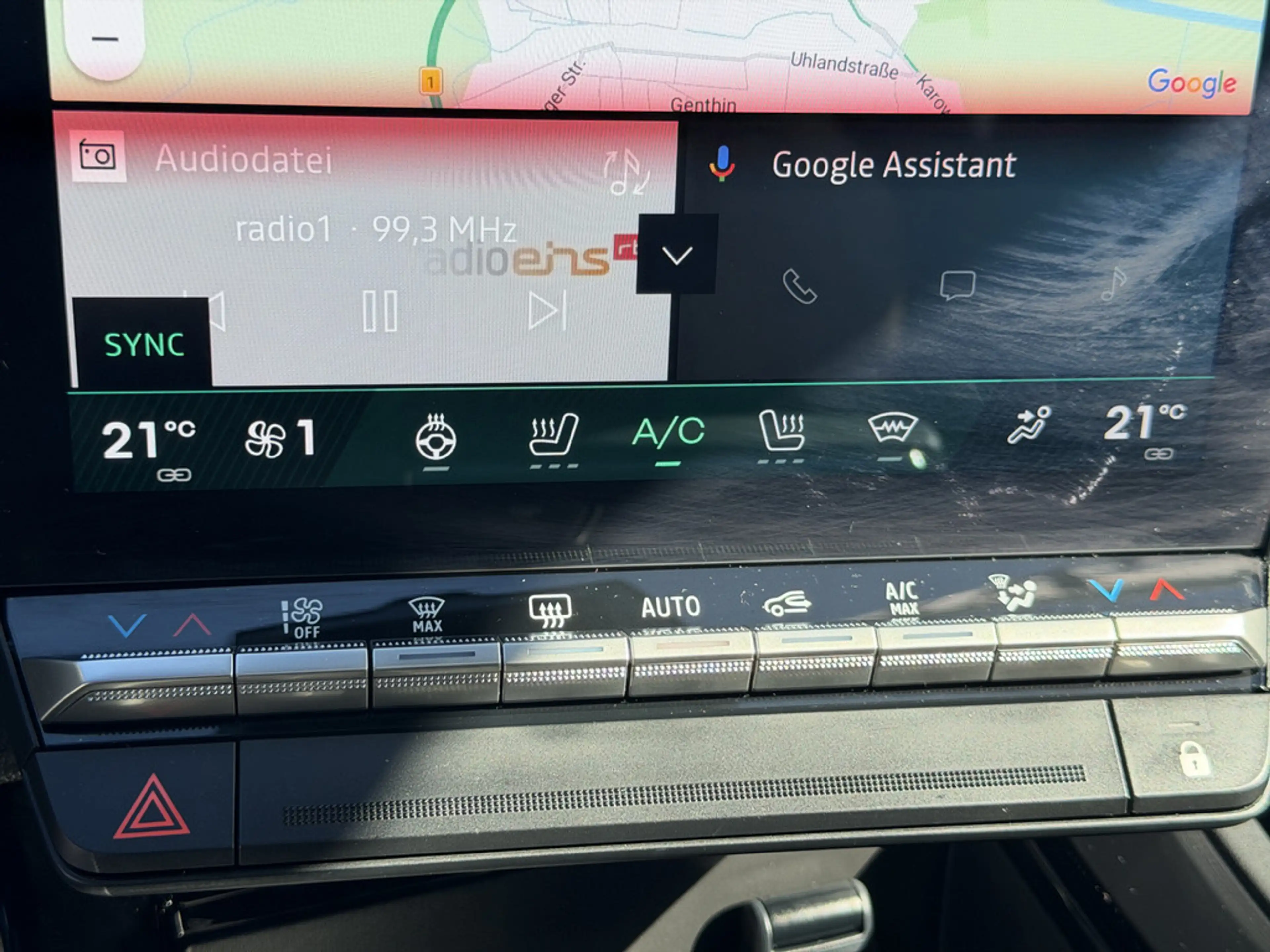 Renault Rafale 300 E-Tech Plug-in Hybrid 4x4 Atelier Alpine — photo 9
