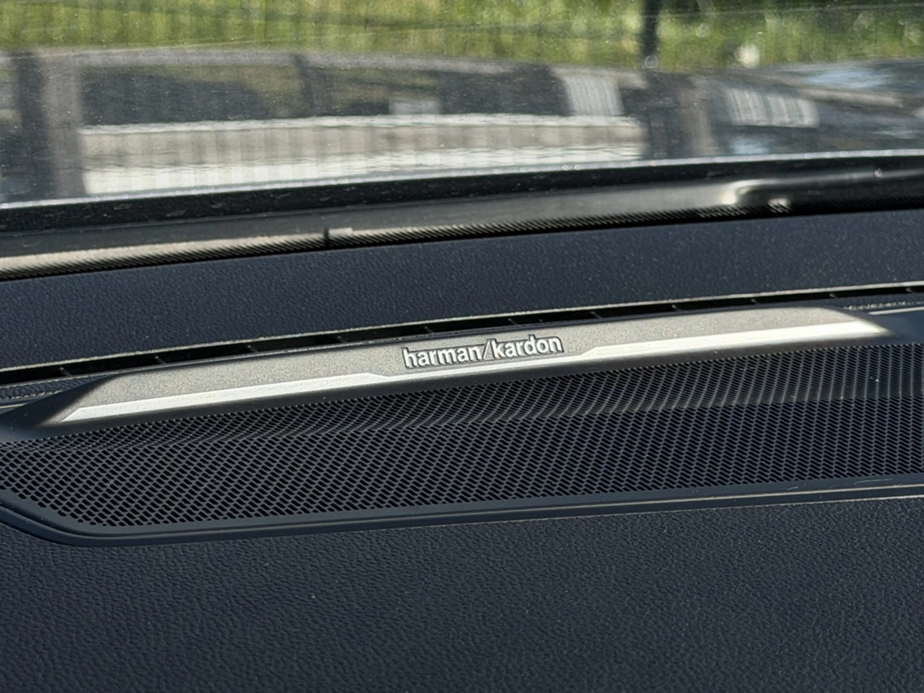Renault Rafale 300 E-Tech Plug-in Hybrid 4x4 Atelier Alpine — photo 5