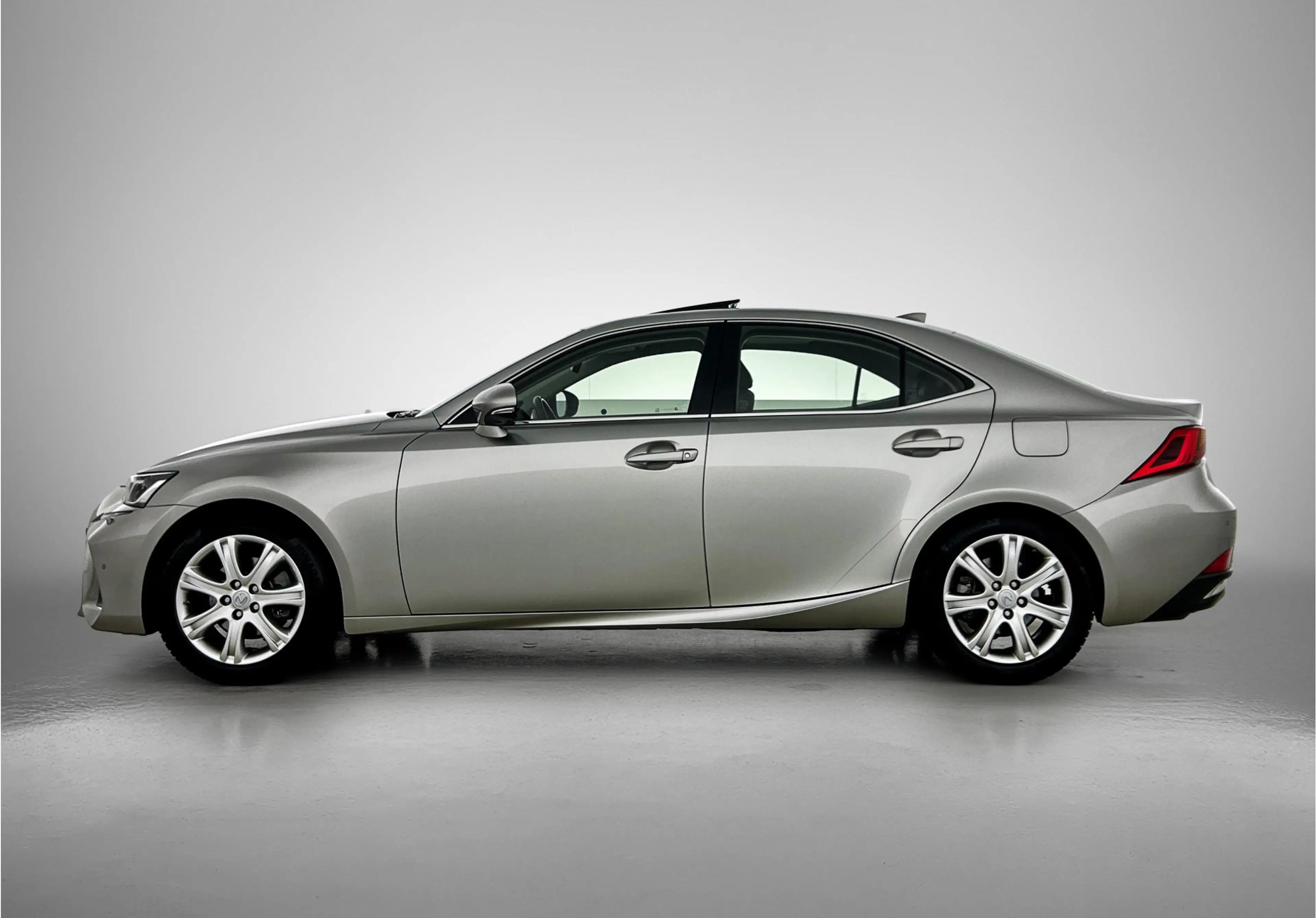 Lexus IS 300 300h Hybrid Business Line Pro | Quad-LED verlichti — photo 3