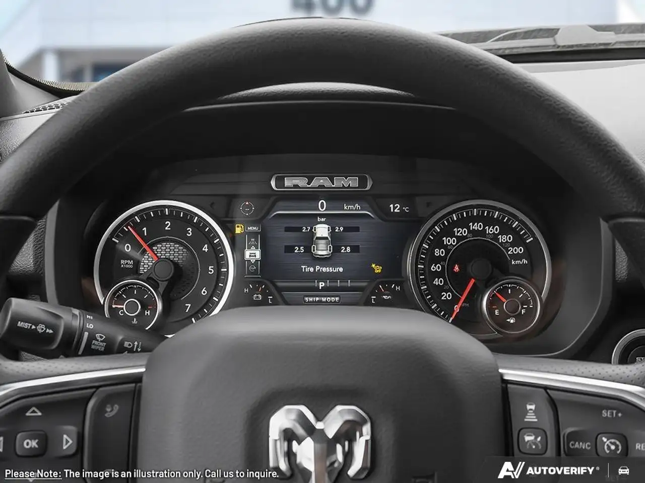 RAM 1500 снимка RAM 1500