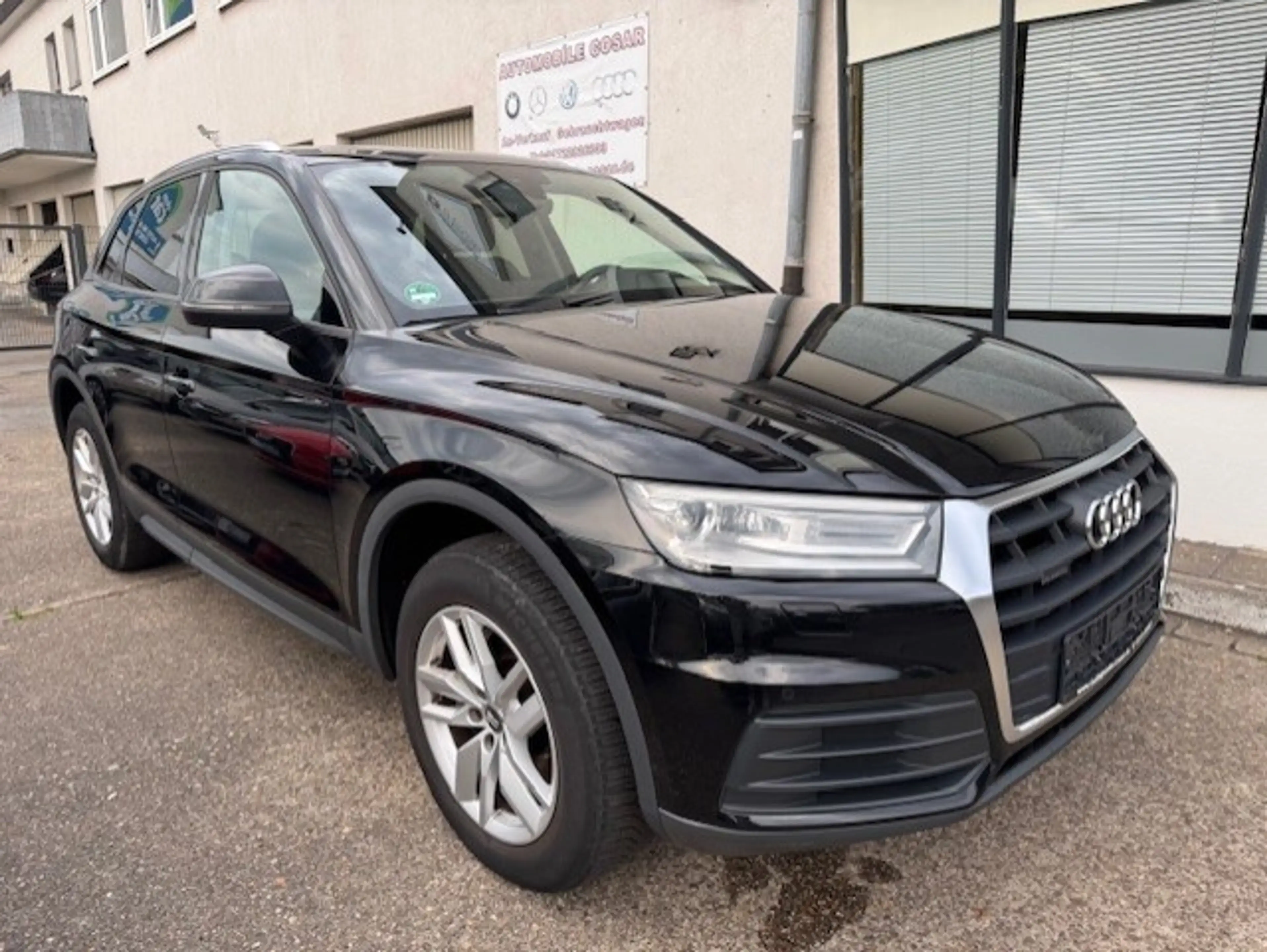 Audi Q5 Q5 40 TDI Quattro S Tronic Sport**Pano-Vollleder-Navi** — photo 8