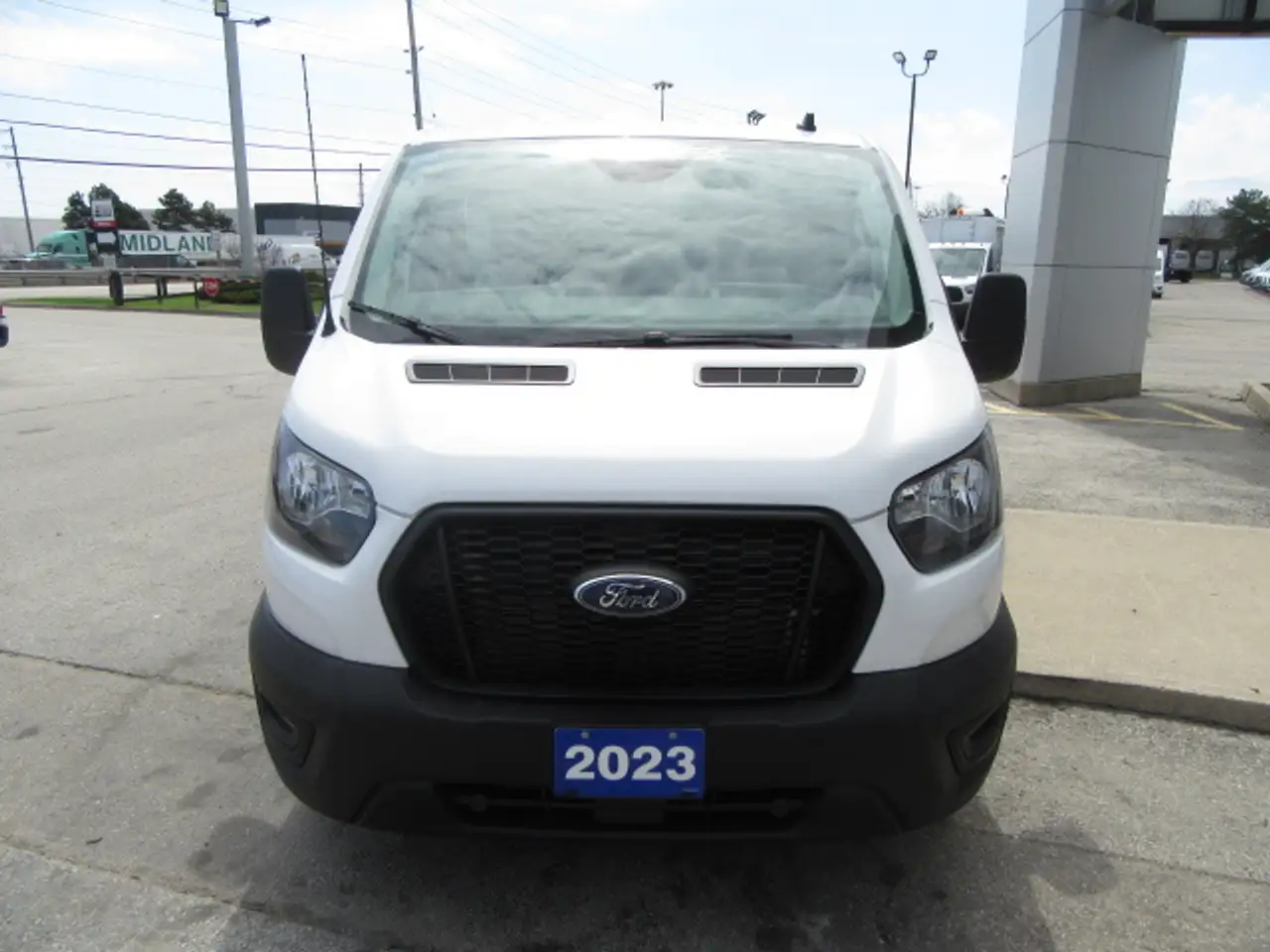 Ford Transit Cargo Van снимка Ford Transit Cargo Van