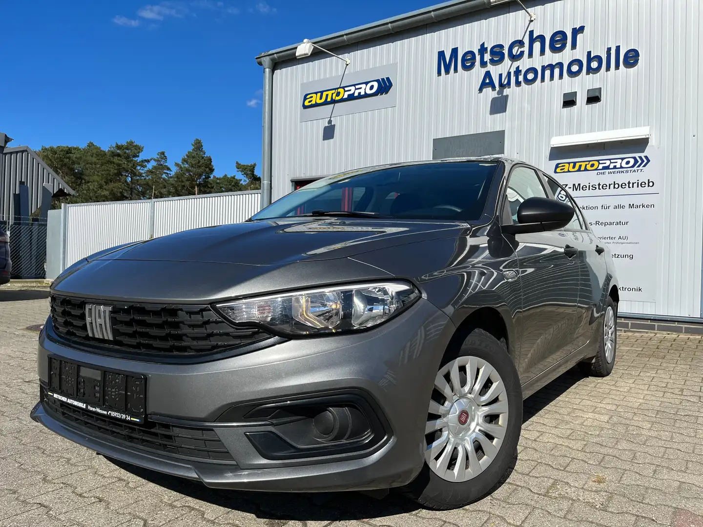 Fiat Tipo 1.4 Facelift Hatchback *PDC*Klima*DAB*Bluetooth* Grau - 1