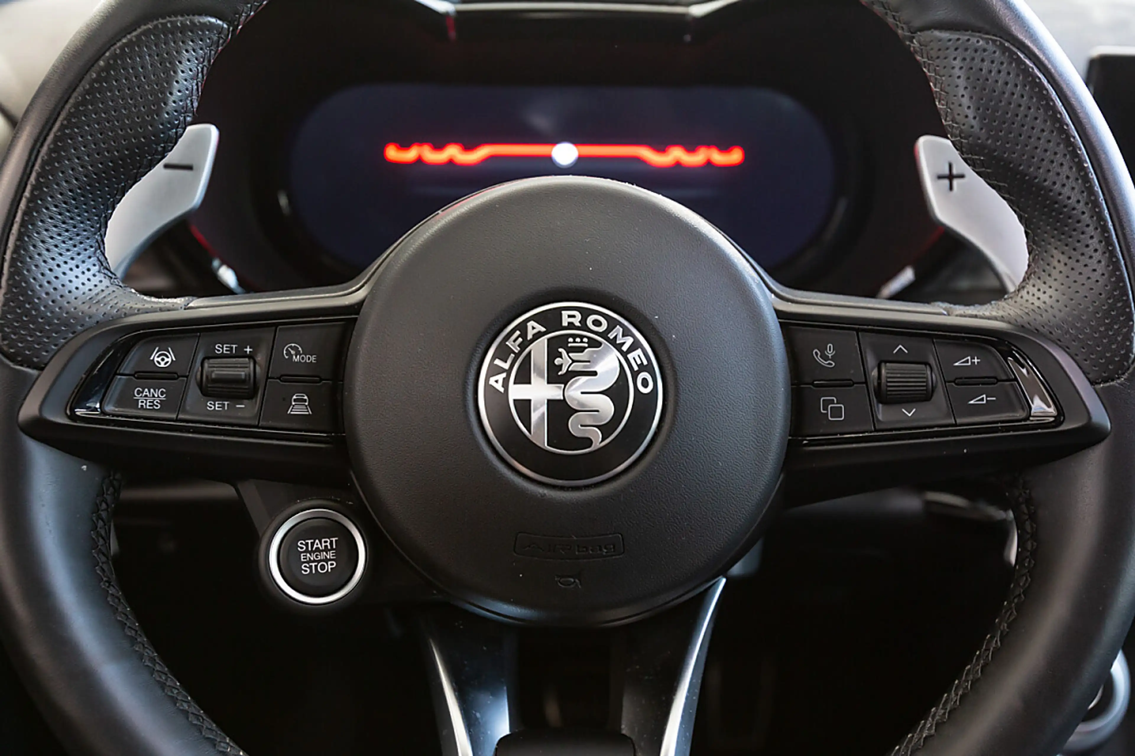 Alfa Romeo Tonale 1.5 Mild Hybrid Veloce (EURO 6e) — photo 12